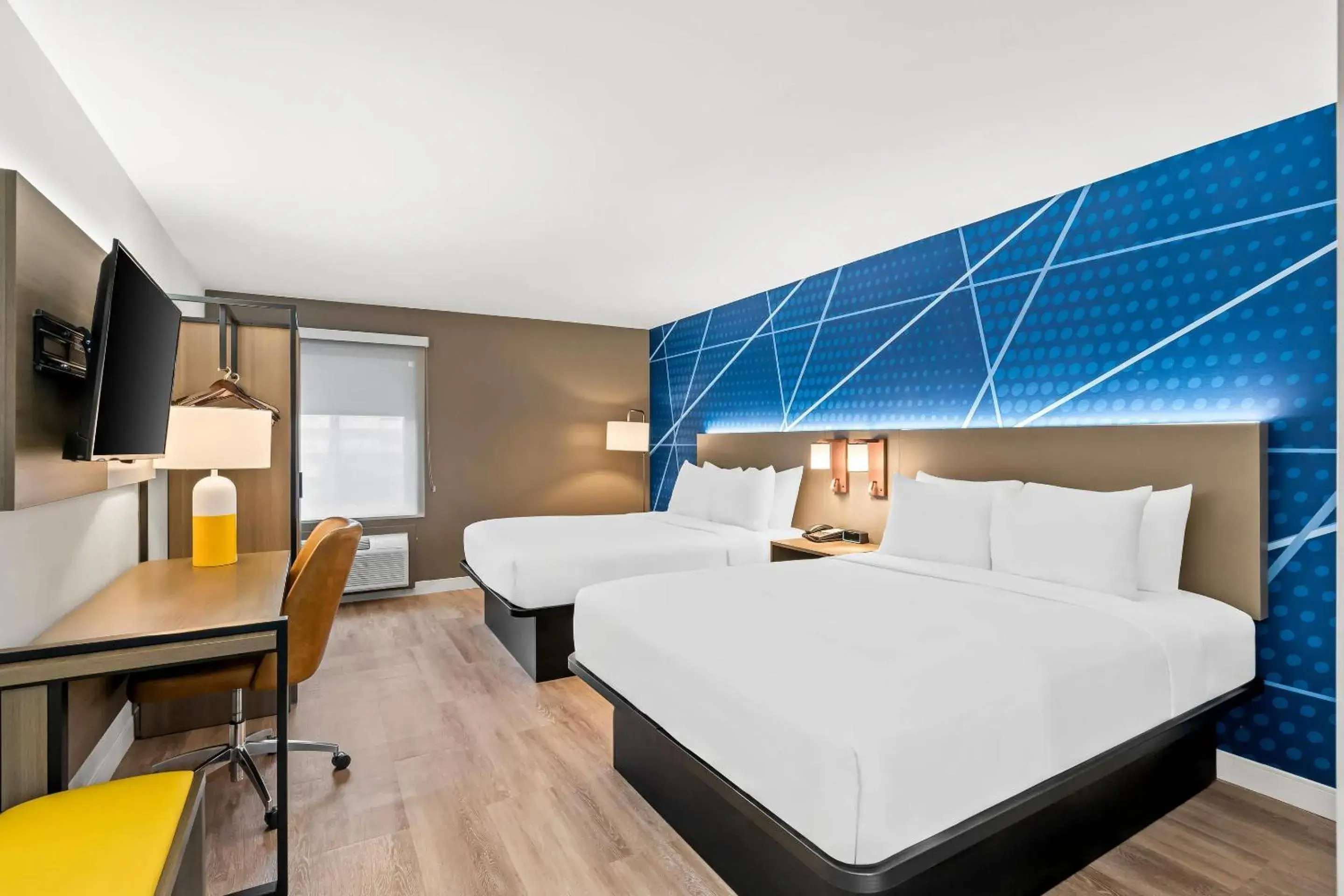 Bedroom, Bed in Comfort Inn & Suites Salt Lake City I-80 I-15 Downtown Bedroom, Bed in Comfort Inn & Suites Salt Lake City I-80 I-15 Downtown