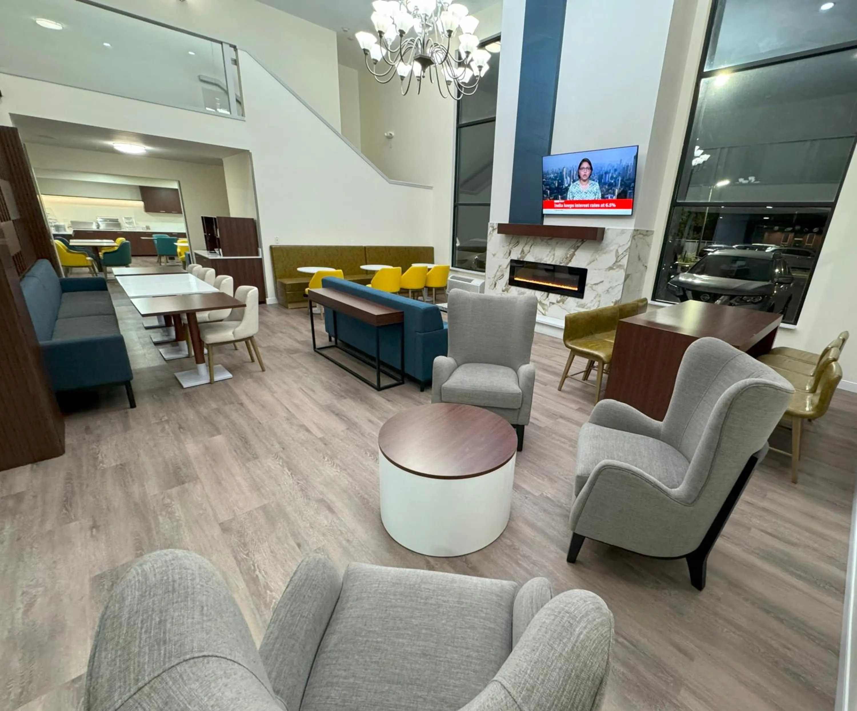 Property building in Comfort Inn & Suites Salt Lake City I-80 I-15 Downtown