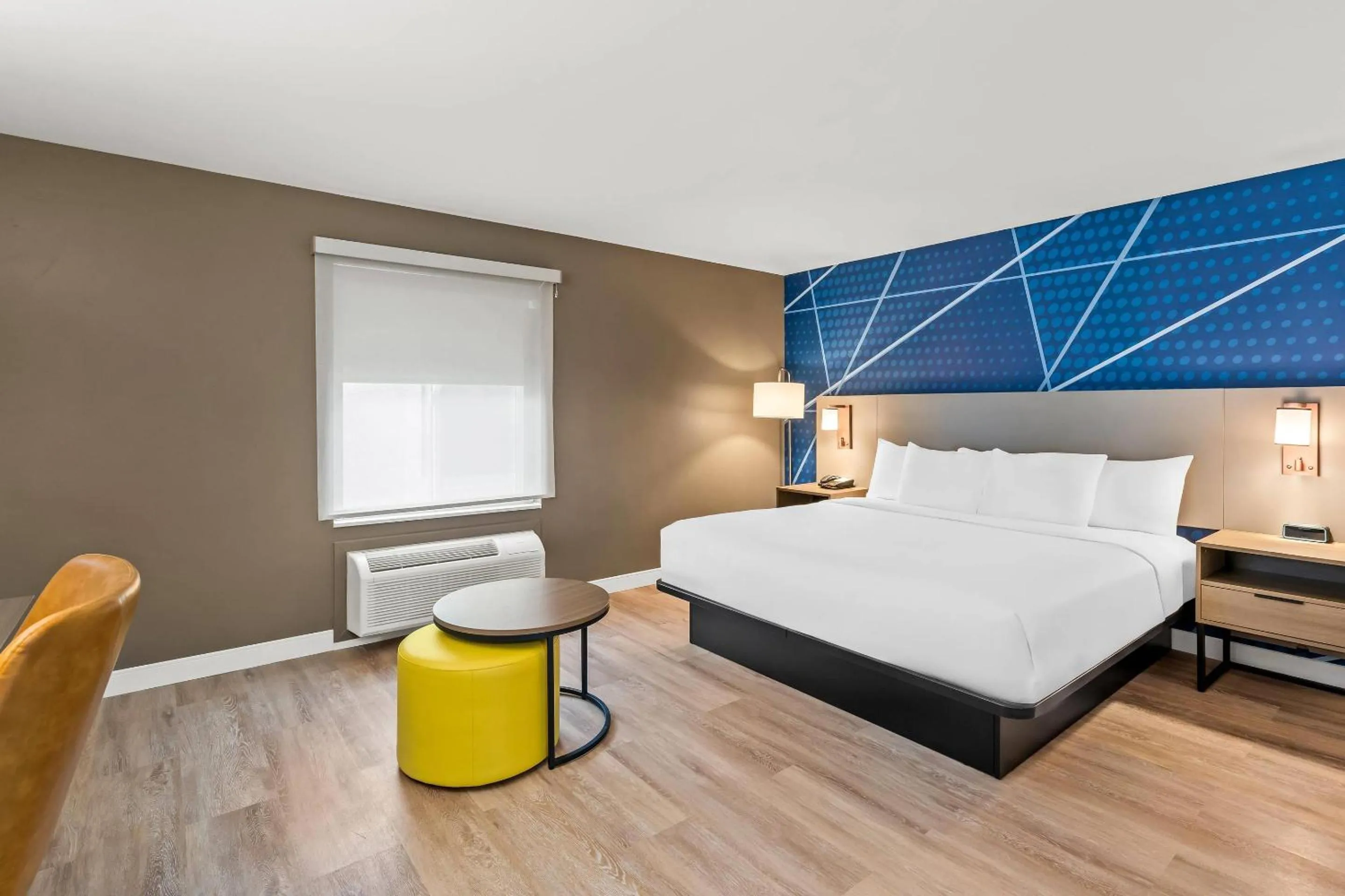 Bedroom, Bed in Comfort Inn & Suites Salt Lake City I-80 I-15 Downtown