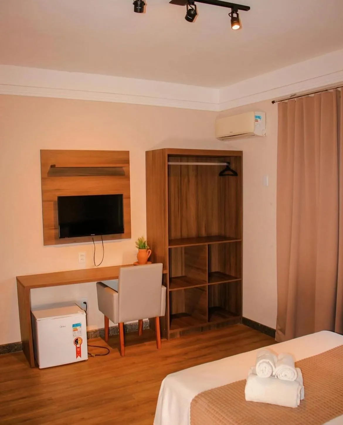 Bedroom, Bed in Recanto da Orla