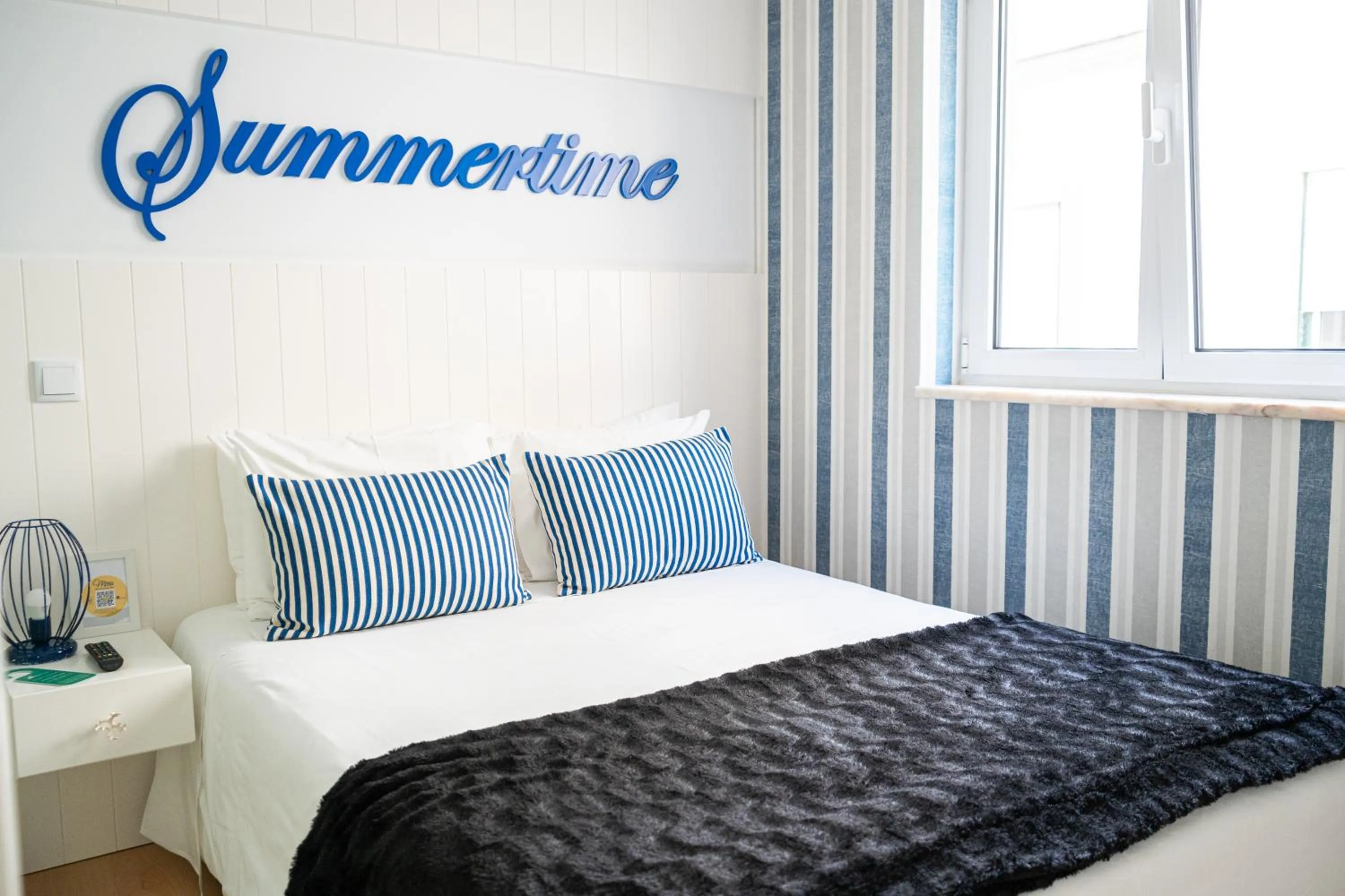 Bed in By the Sea - Nazaré