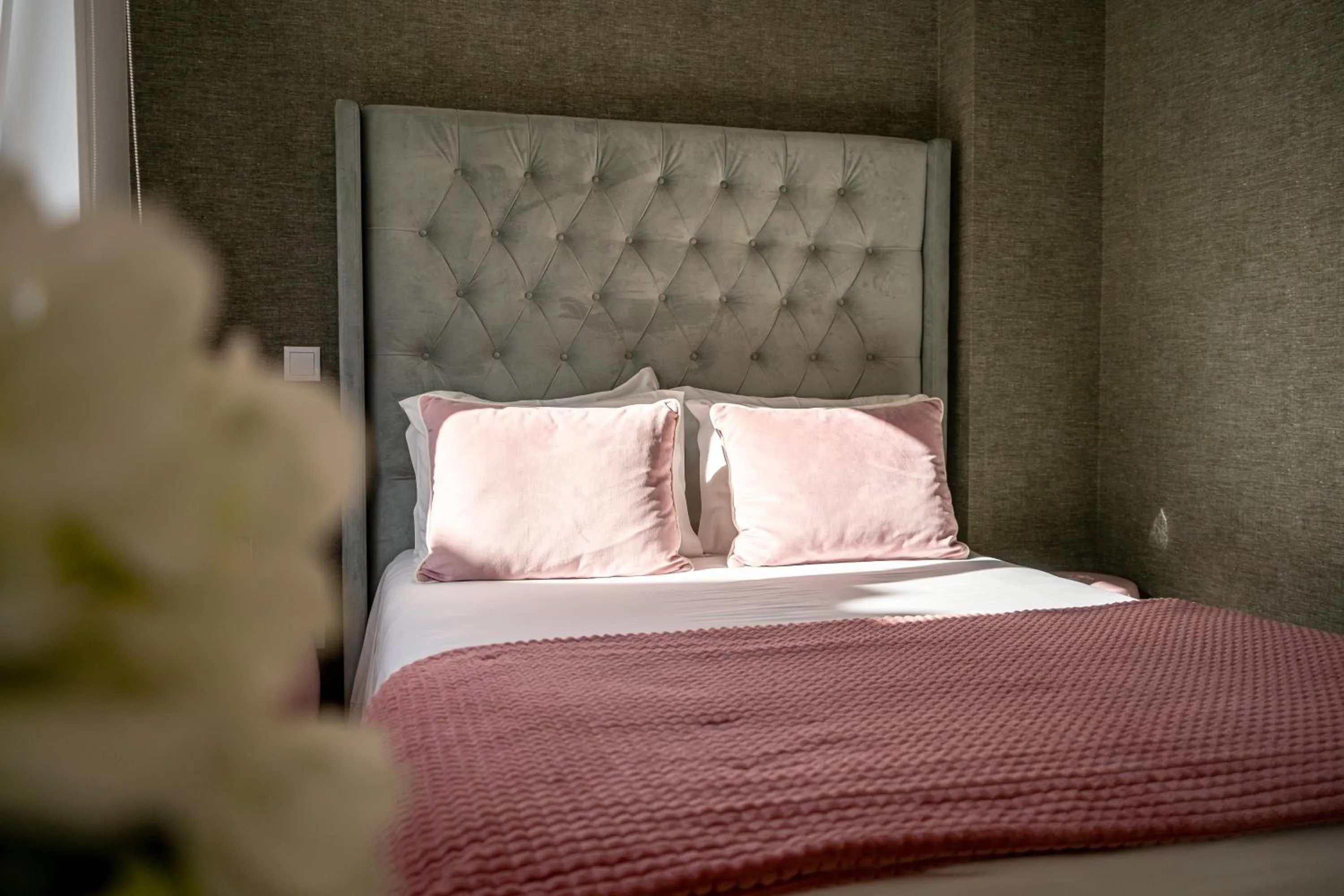 Bed in By the Sea - Nazaré