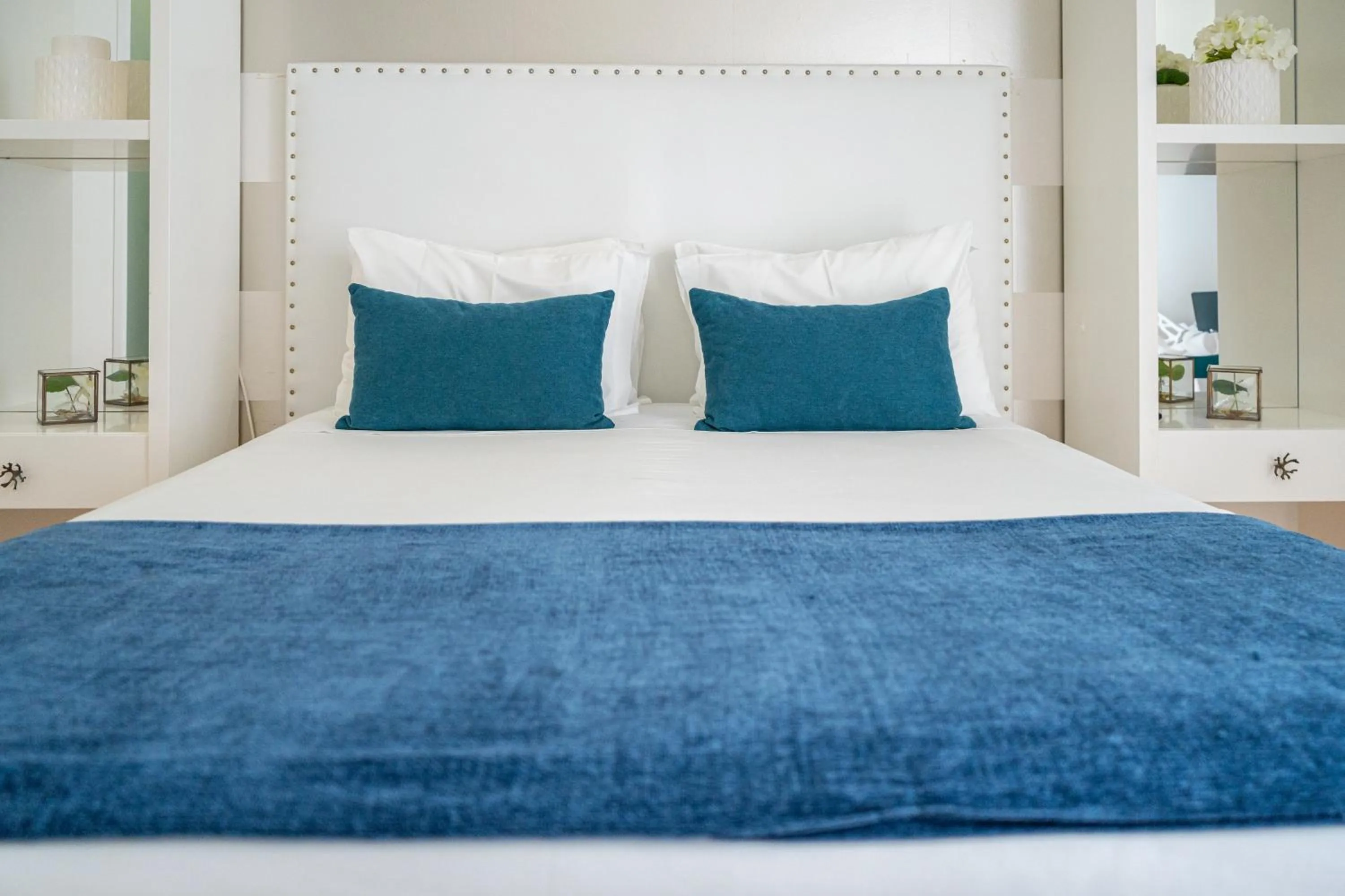 Bed in By the Sea - Nazaré