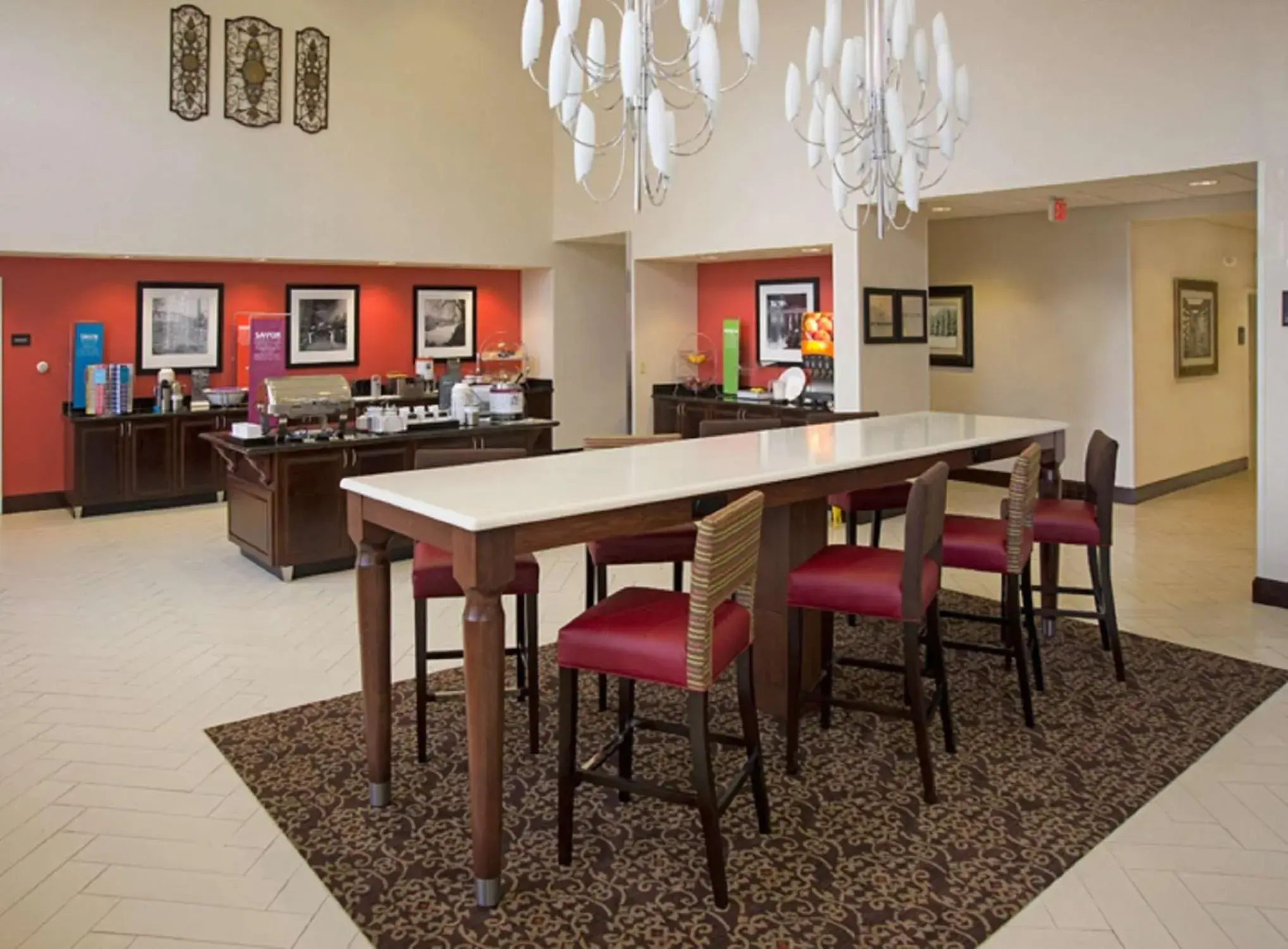 Restaurant/places to eat in Hampton Inn Schenectady Downtown Restaurant/places to eat in Hampton Inn Schenectady Downtown