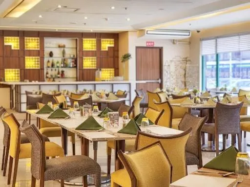 Restaurant/places to eat in Hotel Benilde Maison De La Salle