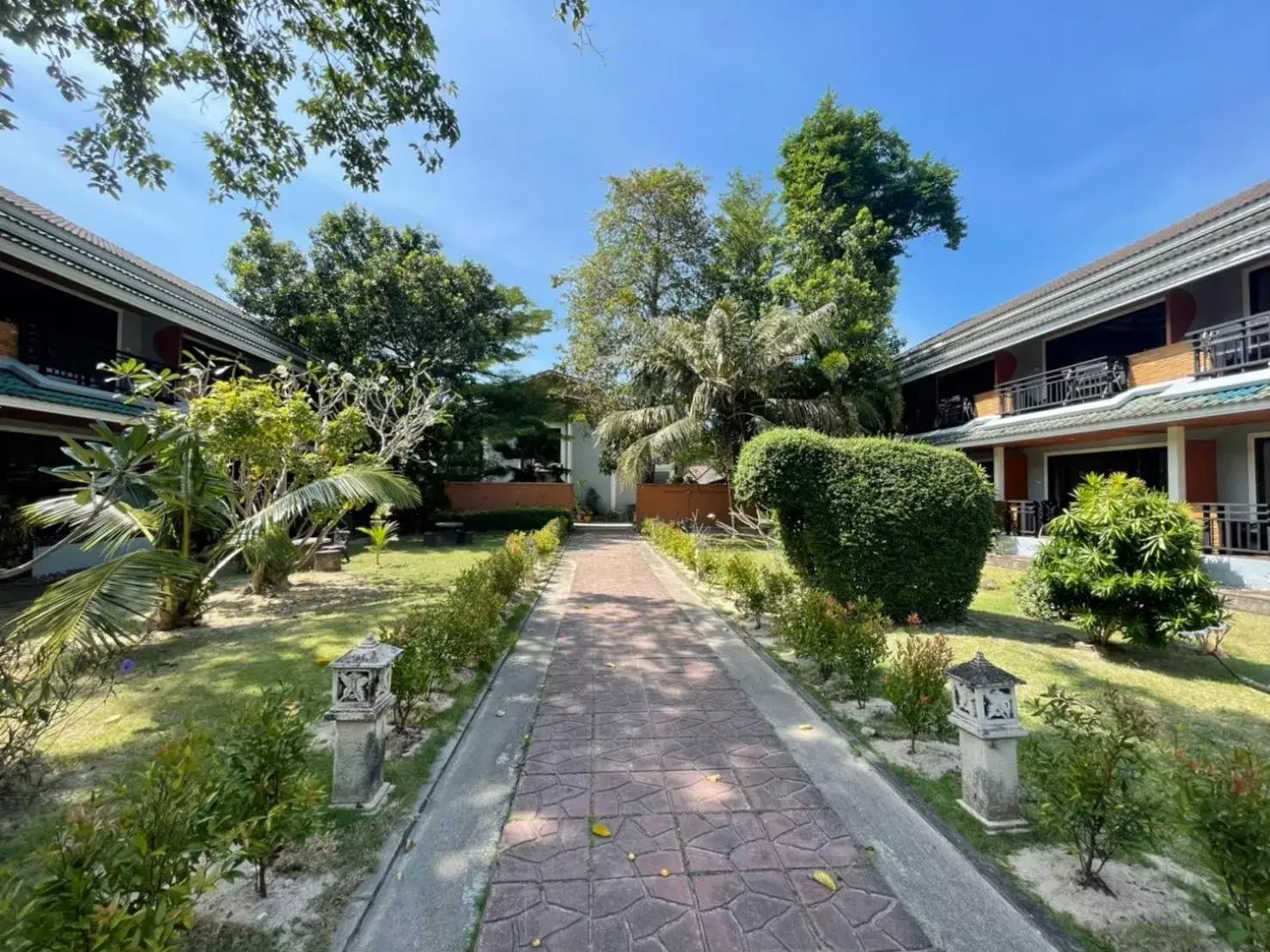 Property building in Phi Phi Andaman Beach Resort Property building in Phi Phi Andaman Beach Resort