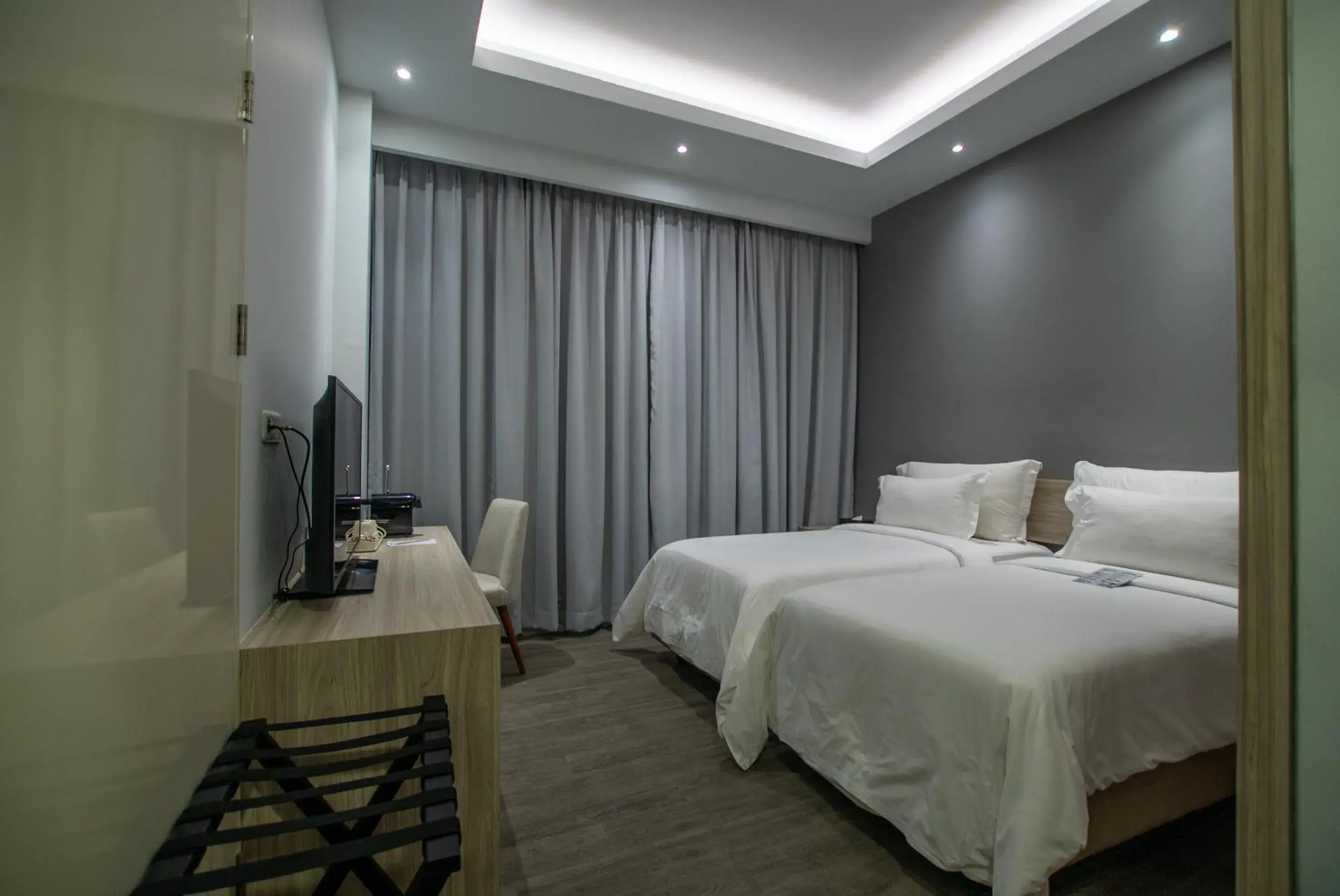 Bedroom, Bed in Sparks Life Jakarta, ARTOTEL Curated Bedroom, Bed in Sparks Life Jakarta, ARTOTEL Curated