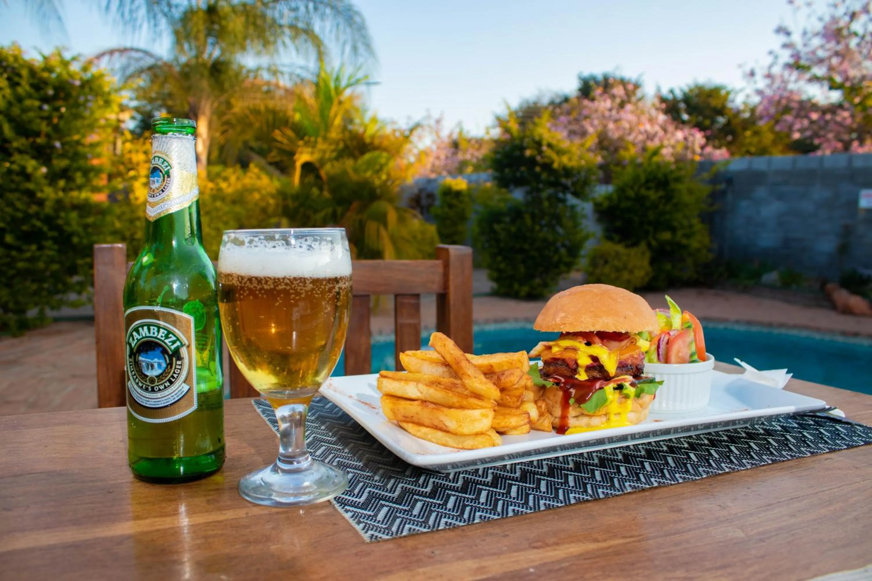 Food and drinks in Dzimbahwe Guest Lodge