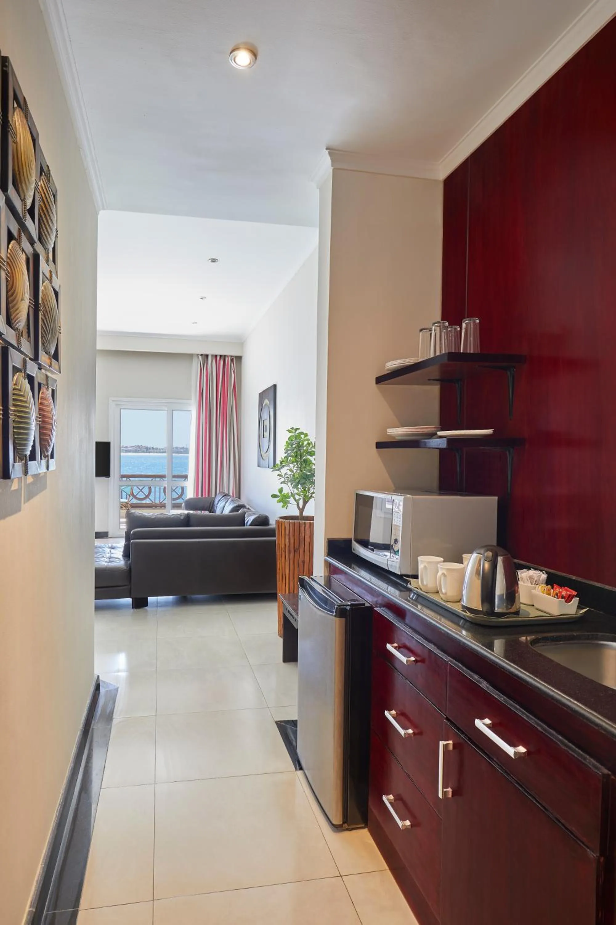 Golden Ocean Marina Hotel