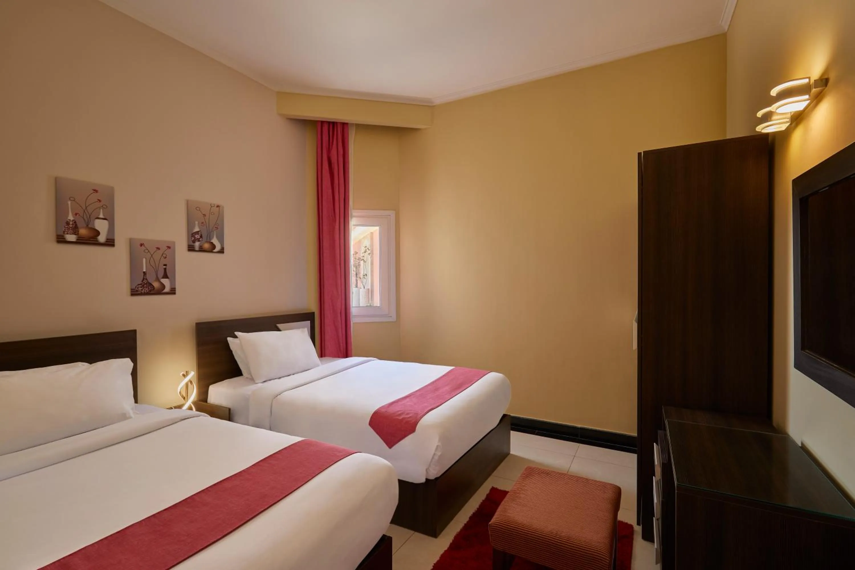 Golden Ocean Marina Hotel