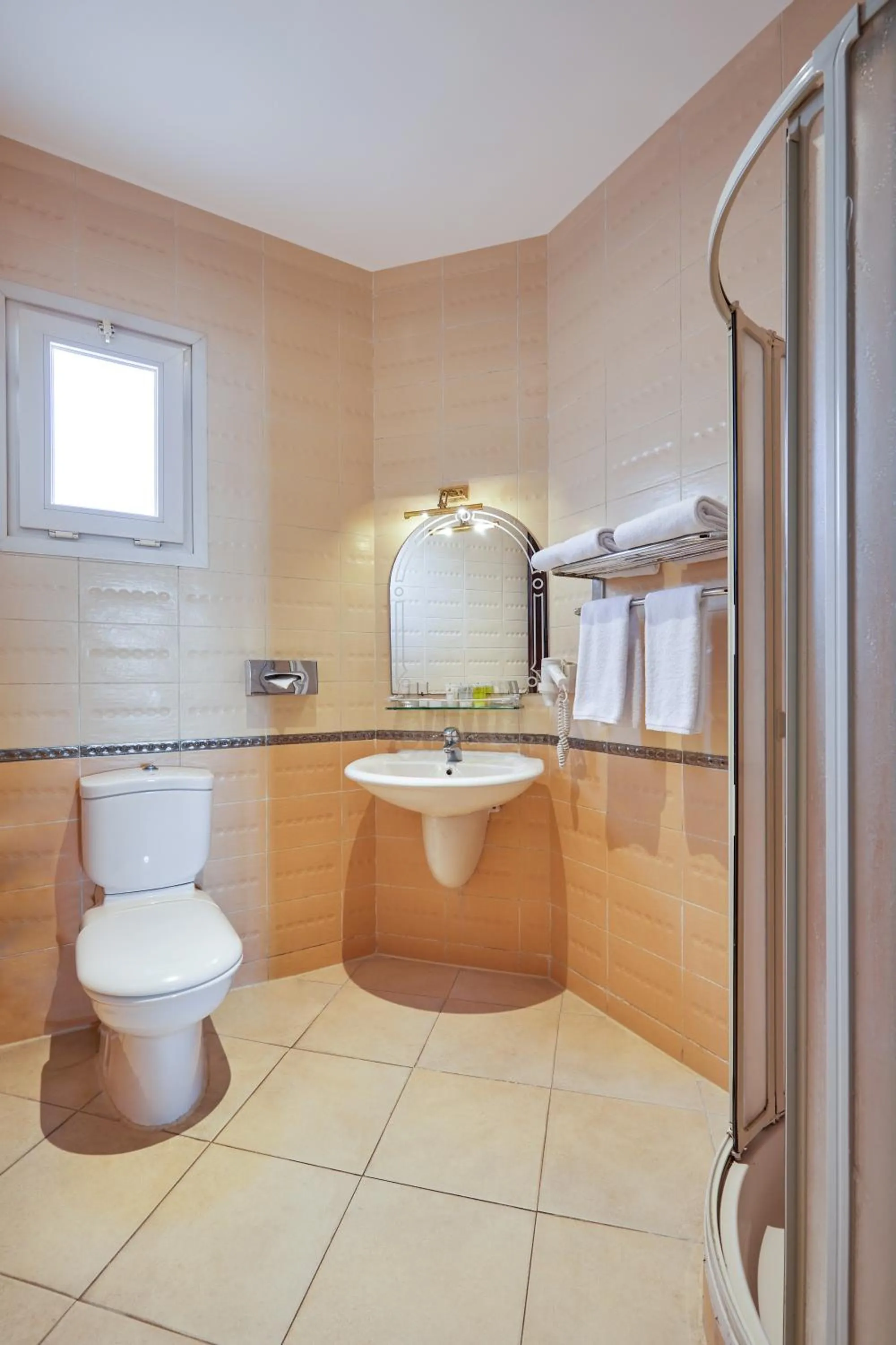 Golden Ocean Marina Hotel