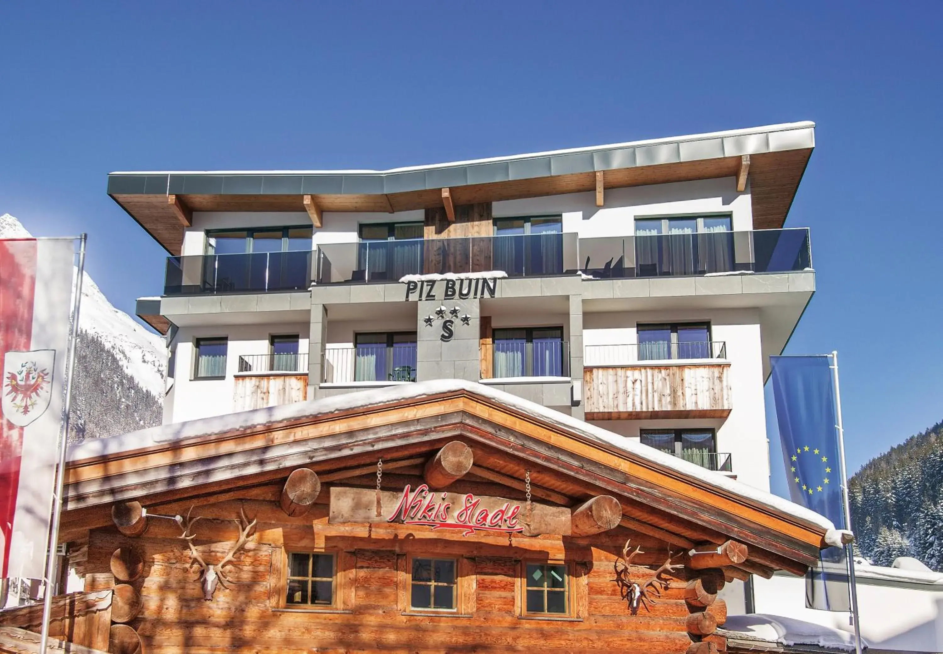 Property Building in Hotel Piz Buin