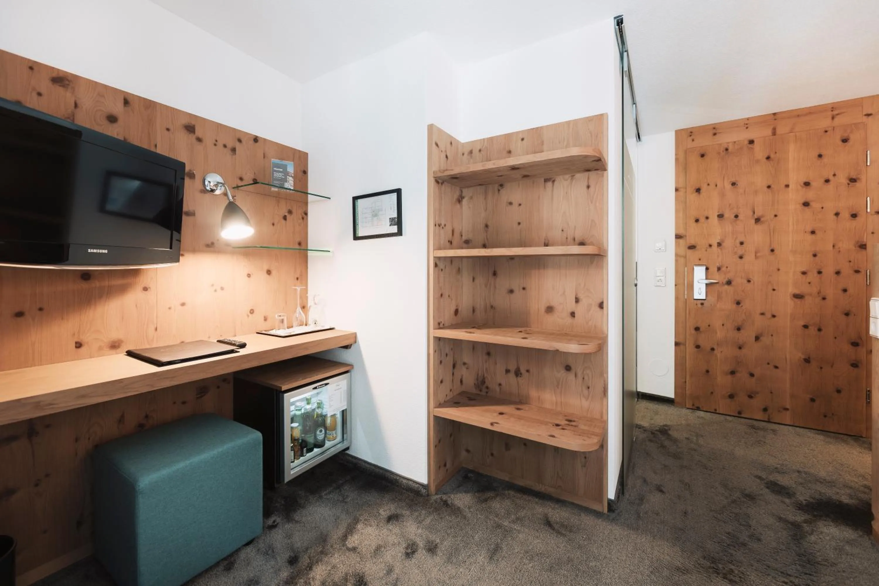 Photo of the whole room in Hotel Piz Buin