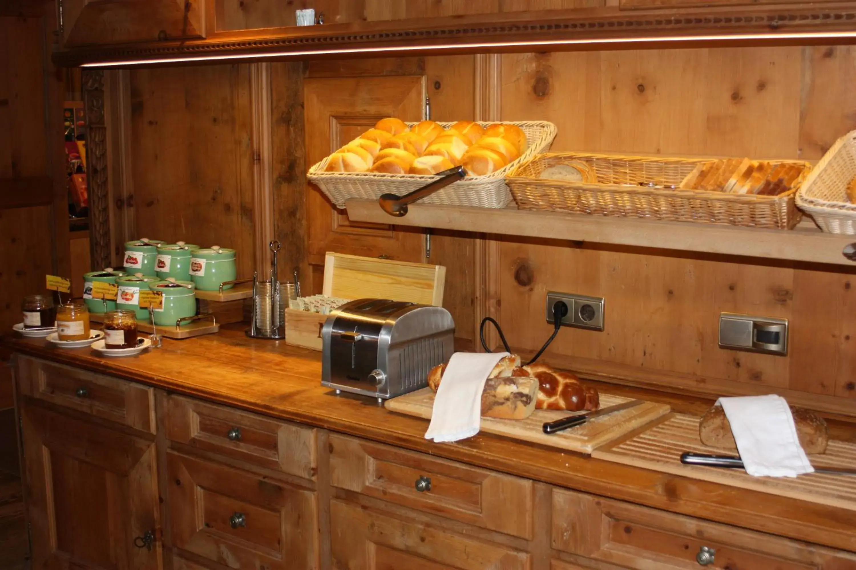 Buffet breakfast, Kitchen/Kitchenette in Hotel Piz Buin
