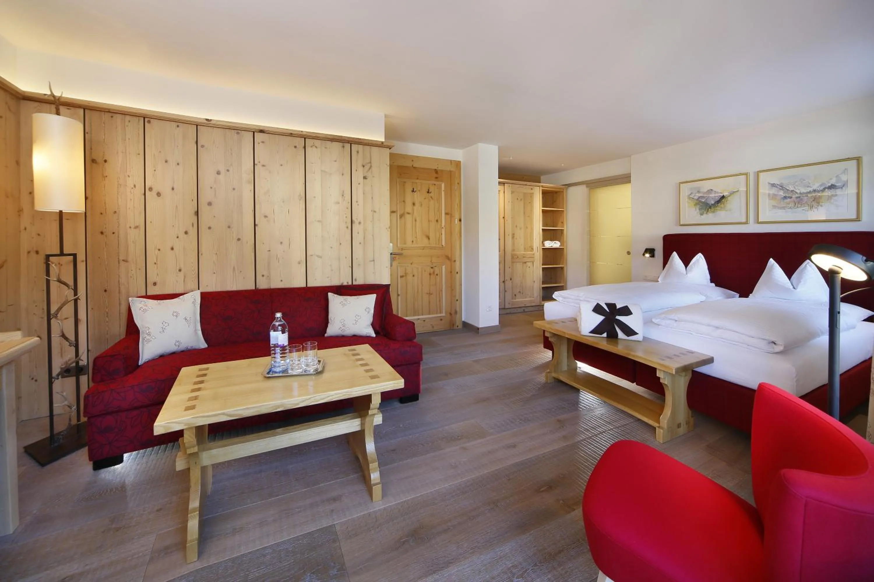 Restaurant/places to eat, Bed in Hotel Petersboden