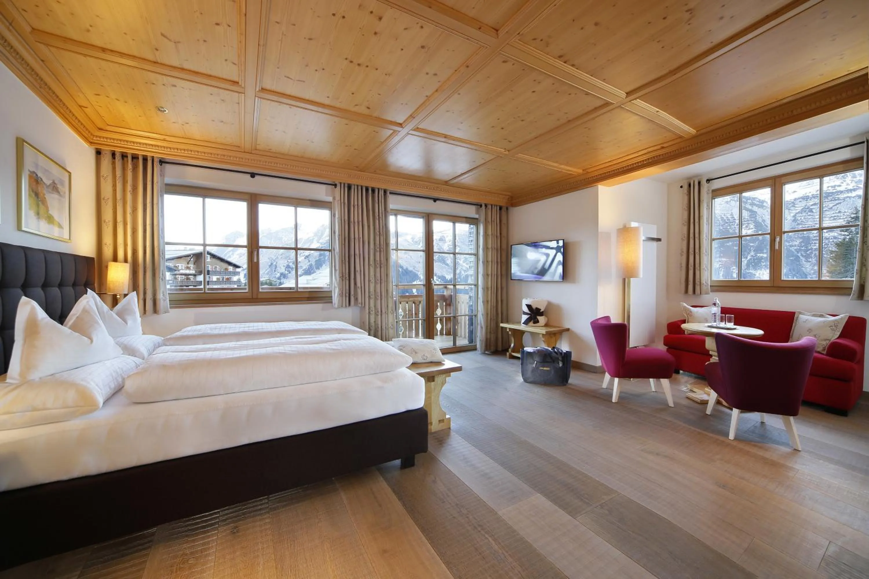Restaurant/places to eat, Bed in Hotel Petersboden