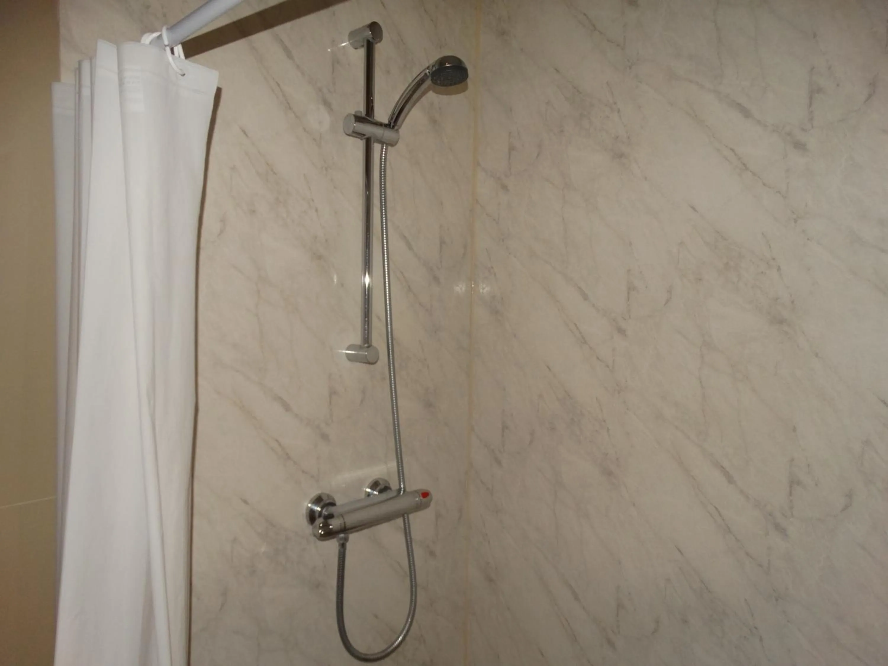 The Bull and Bush Hotel Kingston