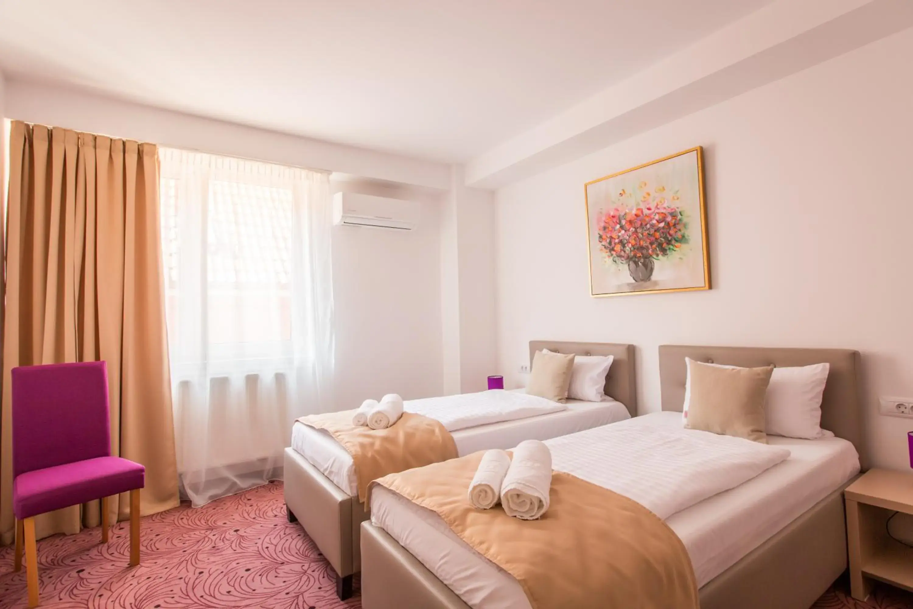 Twin Room in Simar Bed & Coffee Guesthouse Twin Room in Simar Bed & Coffee Guesthouse