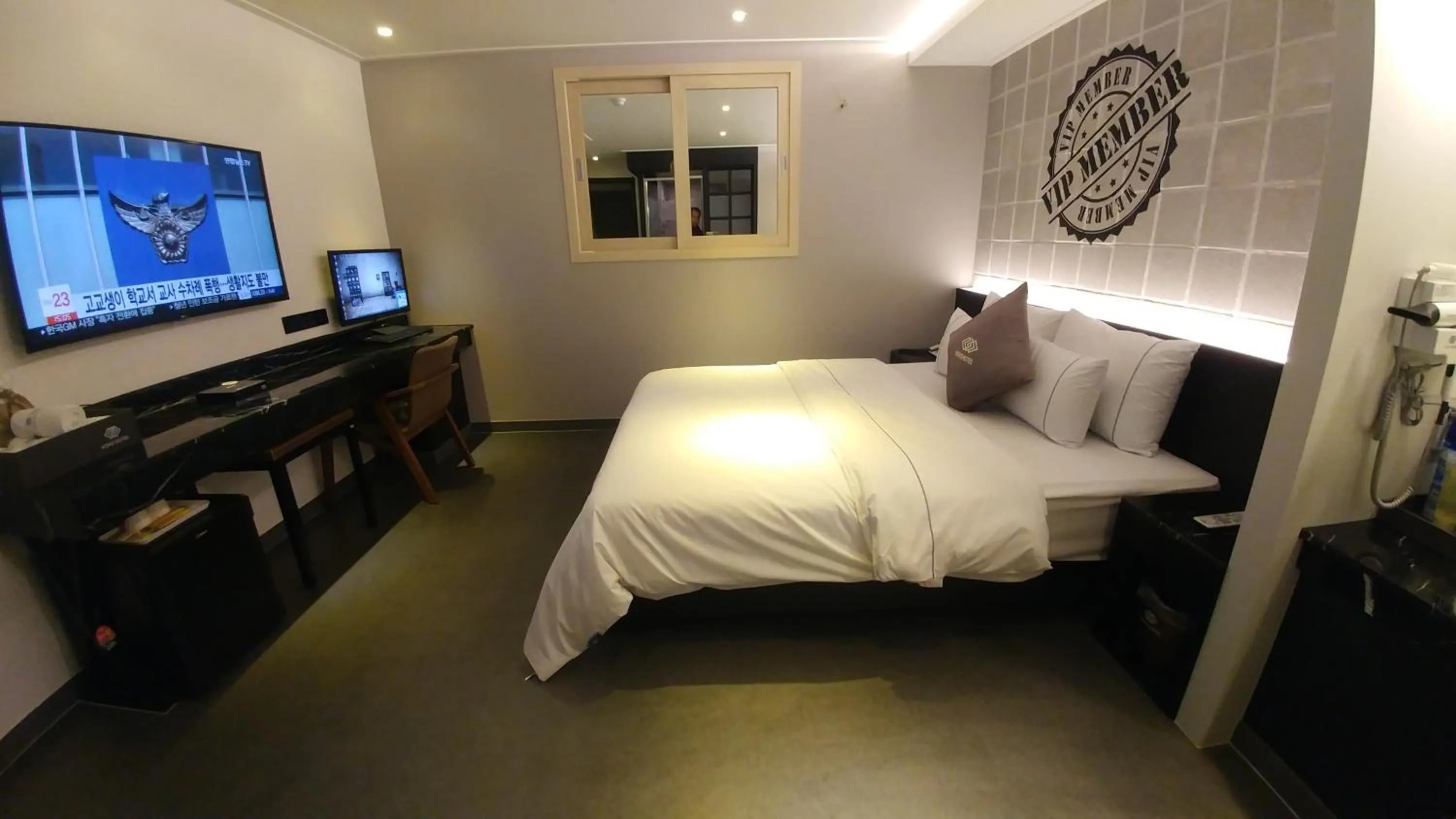 Breakfast, Bed in Vovo Hotel