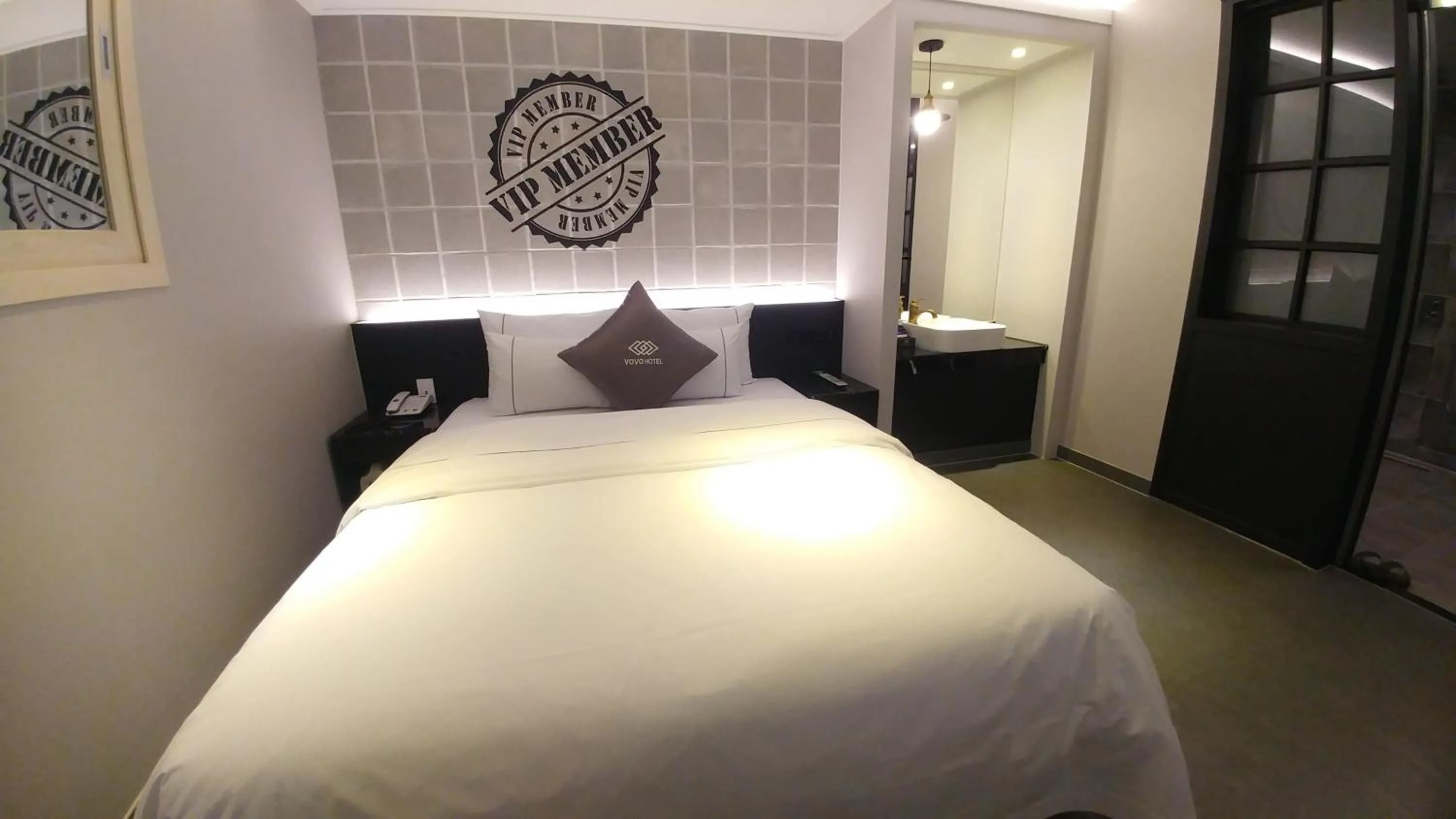 Breakfast, Bed in Vovo Hotel