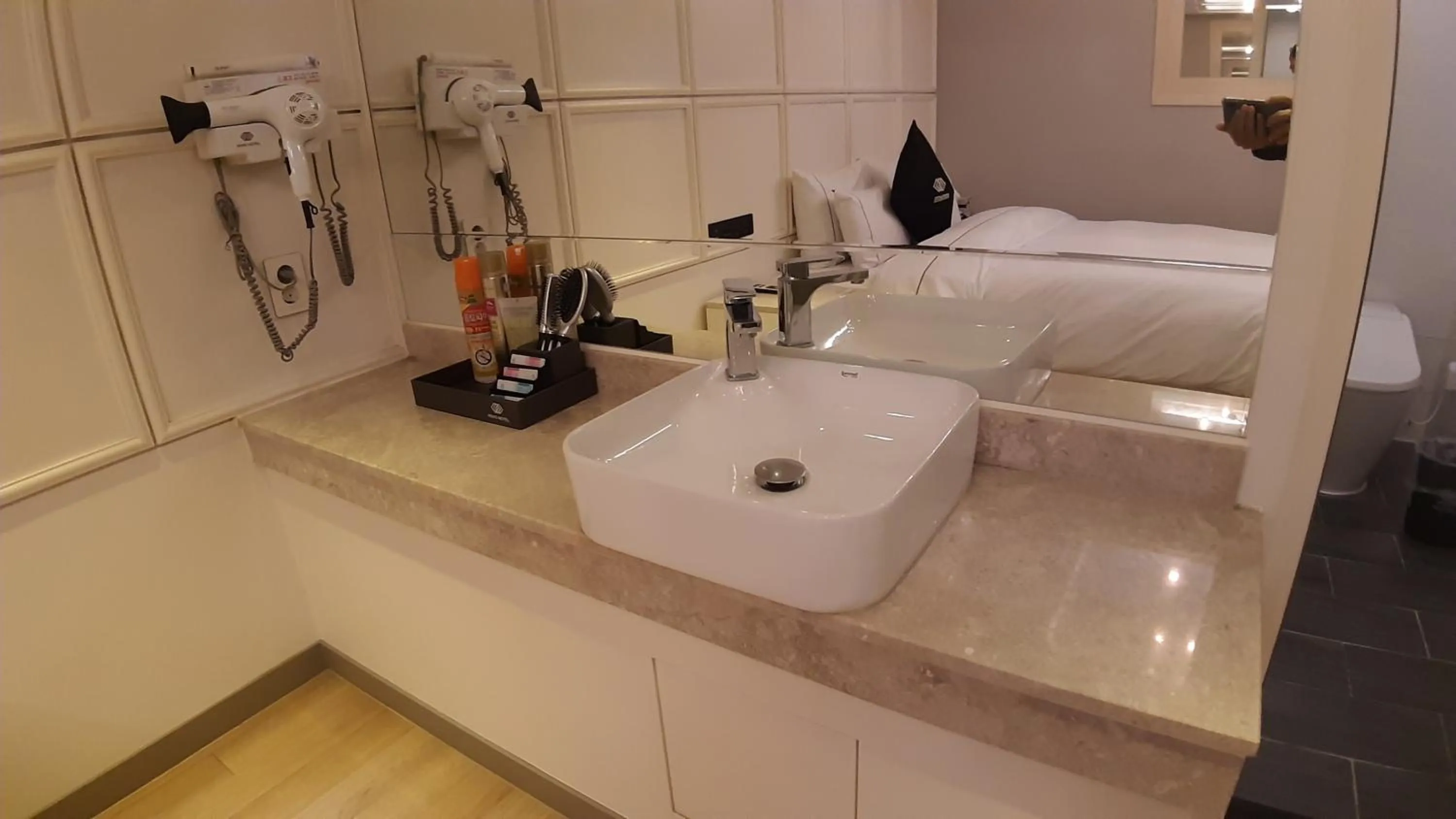 Decorative detail in Vovo Hotel