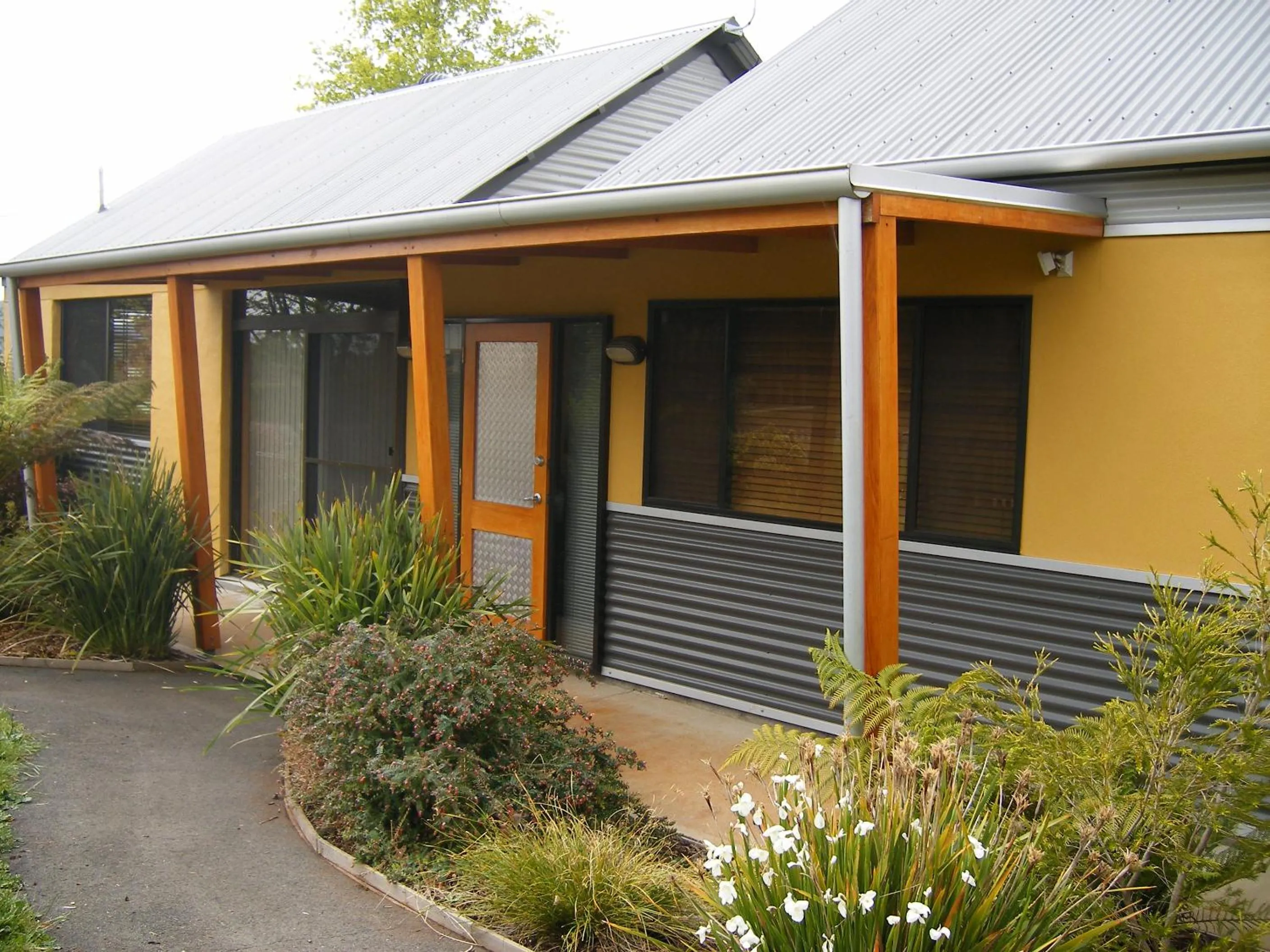 Facade/entrance in Bella Villa