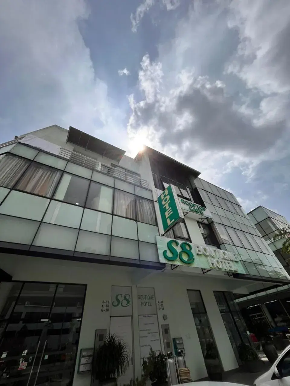 Property building in S8 Boutique Hotel near KLIA 1 & KLIA 2 Property building in S8 Boutique Hotel near KLIA 1 & KLIA 2
