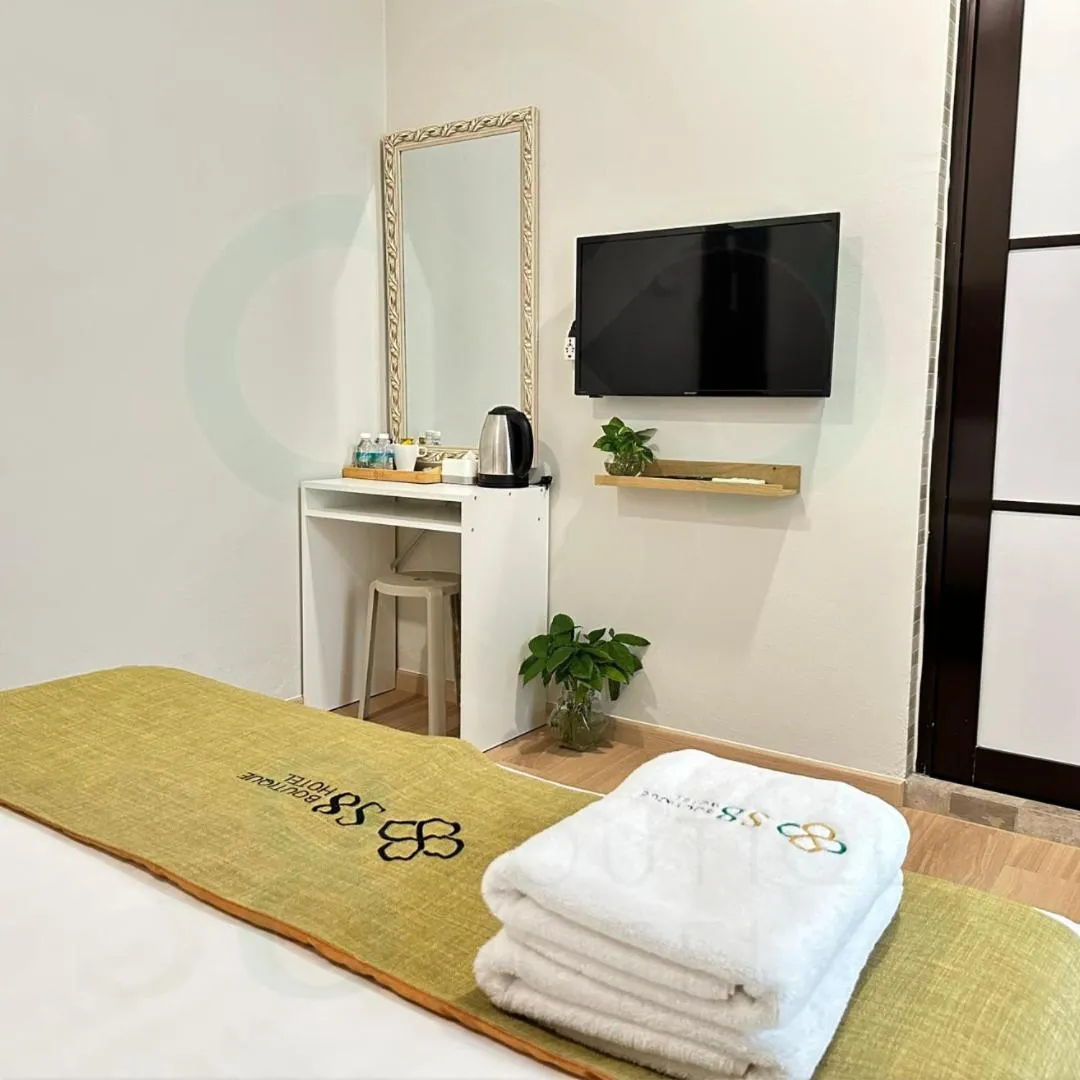 Bed in S8 Boutique Hotel near KLIA 1 & KLIA 2