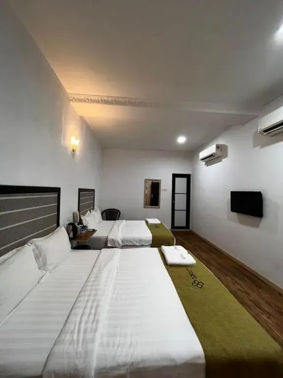 Bed in S8 Boutique Hotel near KLIA 1 & KLIA 2 Bed in S8 Boutique Hotel near KLIA 1 & KLIA 2