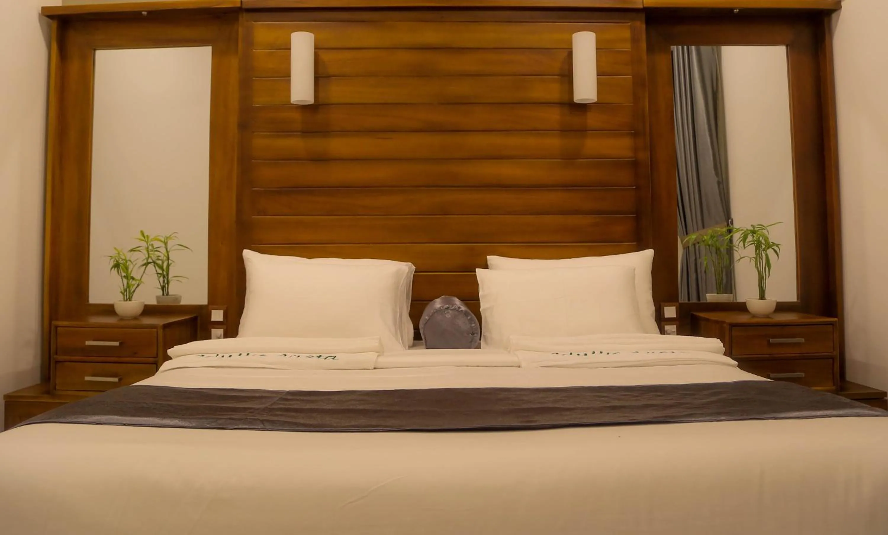 Bed in Idyllic Vista