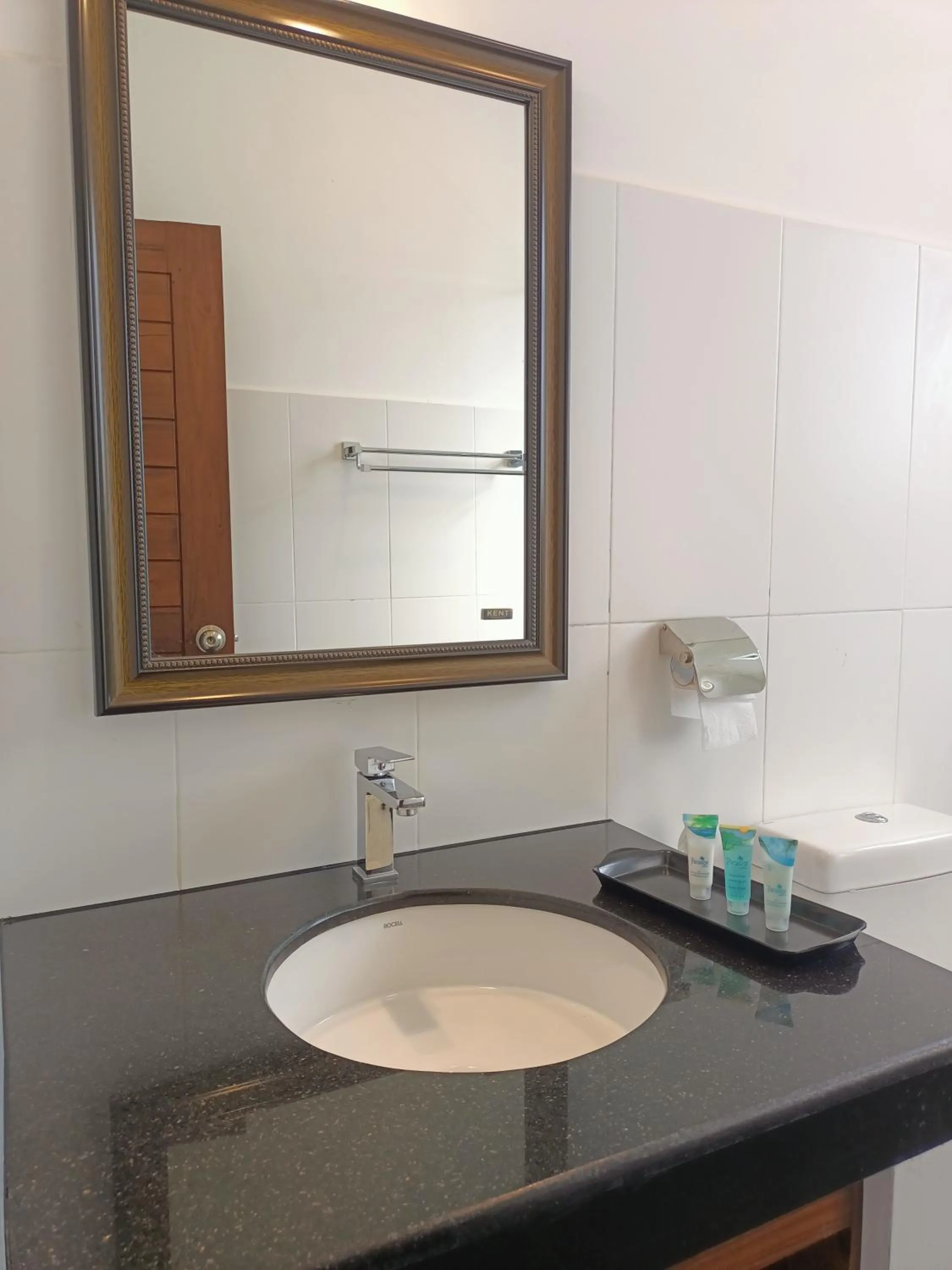Bathroom in Idyllic Vista