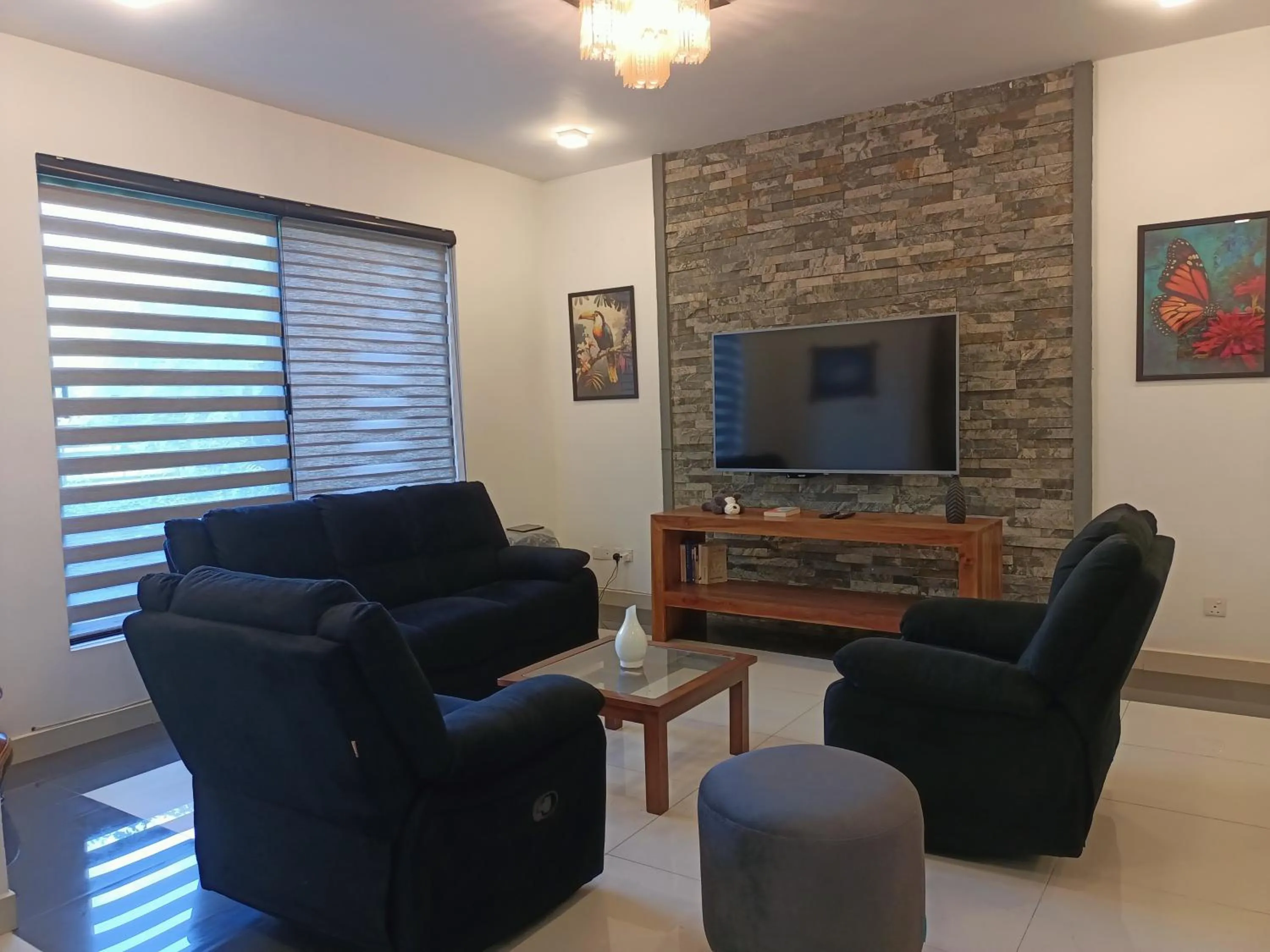 Living room in Idyllic Vista