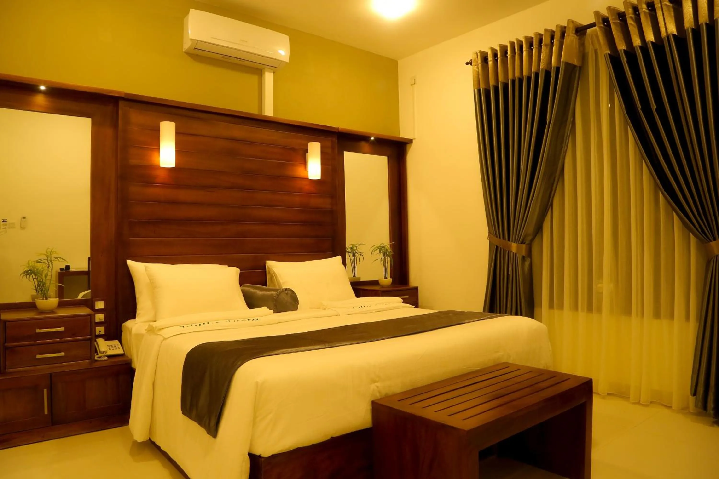 Bed in Idyllic Vista