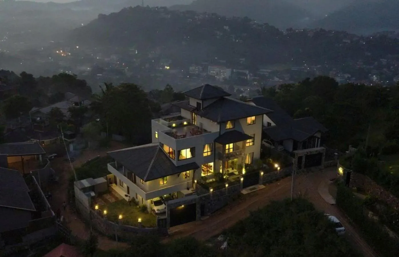 Bird's eye view in Idyllic Vista
