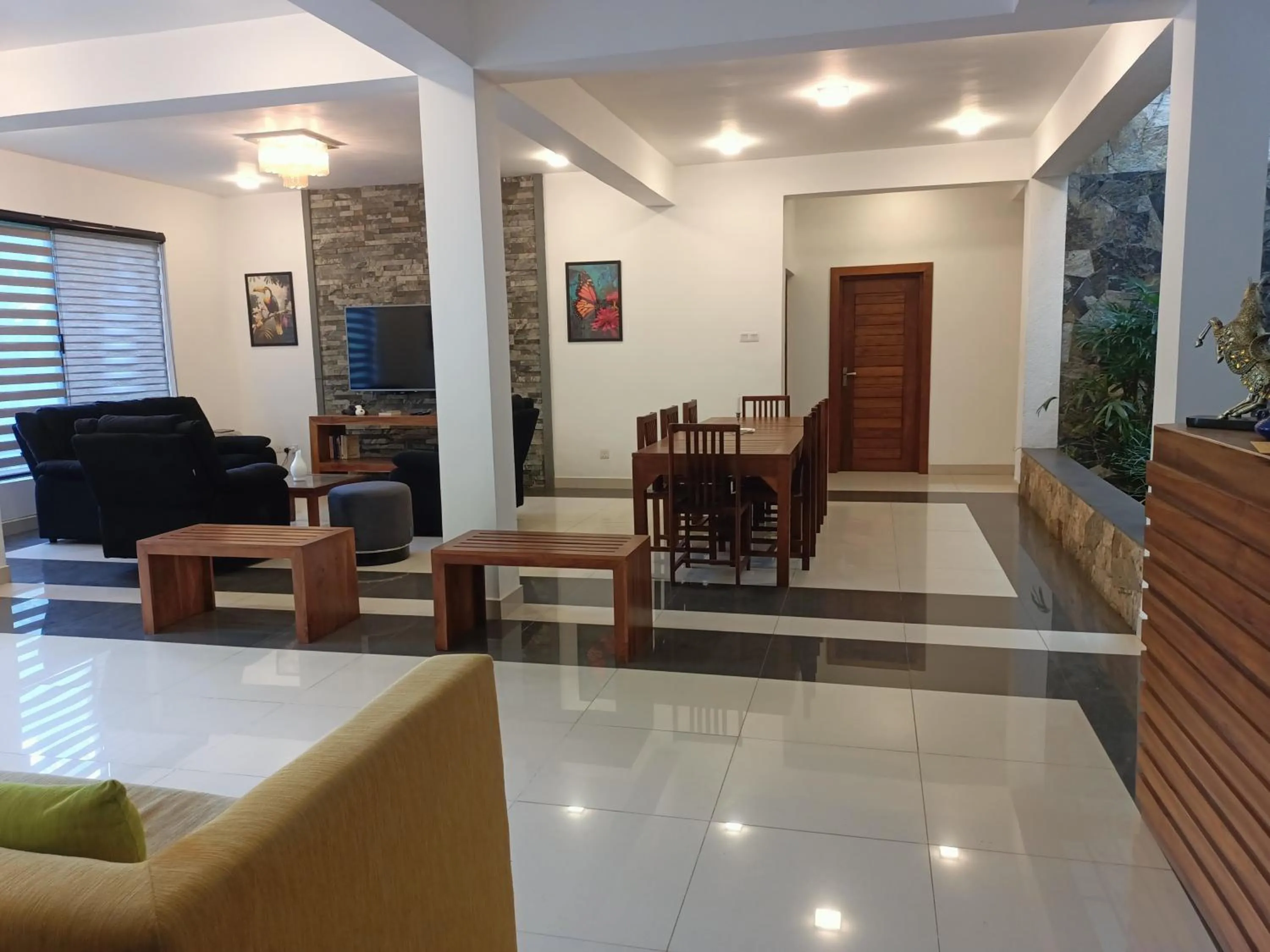 Communal lounge/ TV room in Idyllic Vista