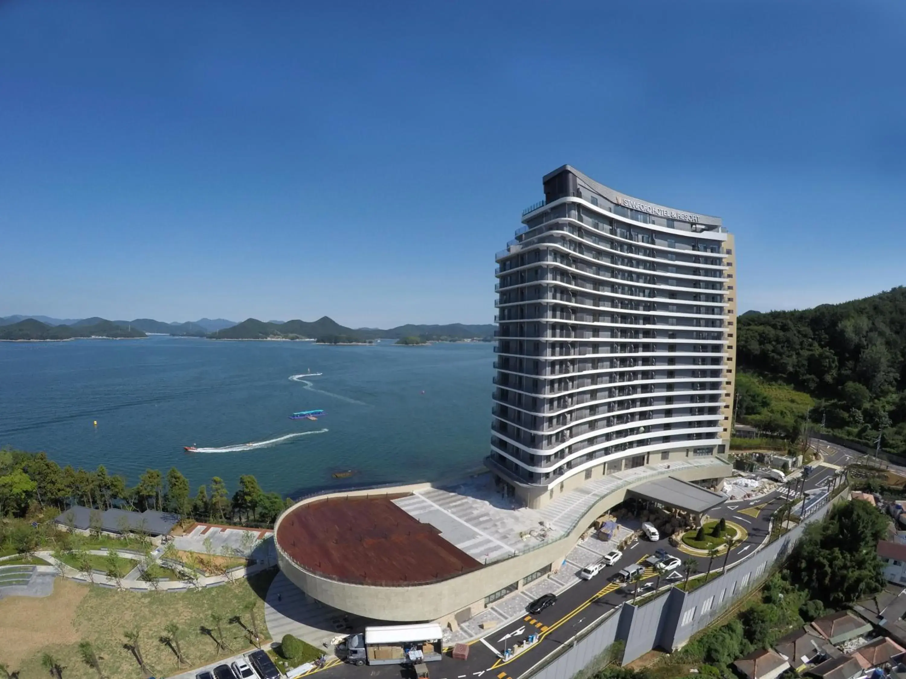 Property building in Stanford Hotel&Resort Tongyeong Property building in Stanford Hotel&Resort Tongyeong