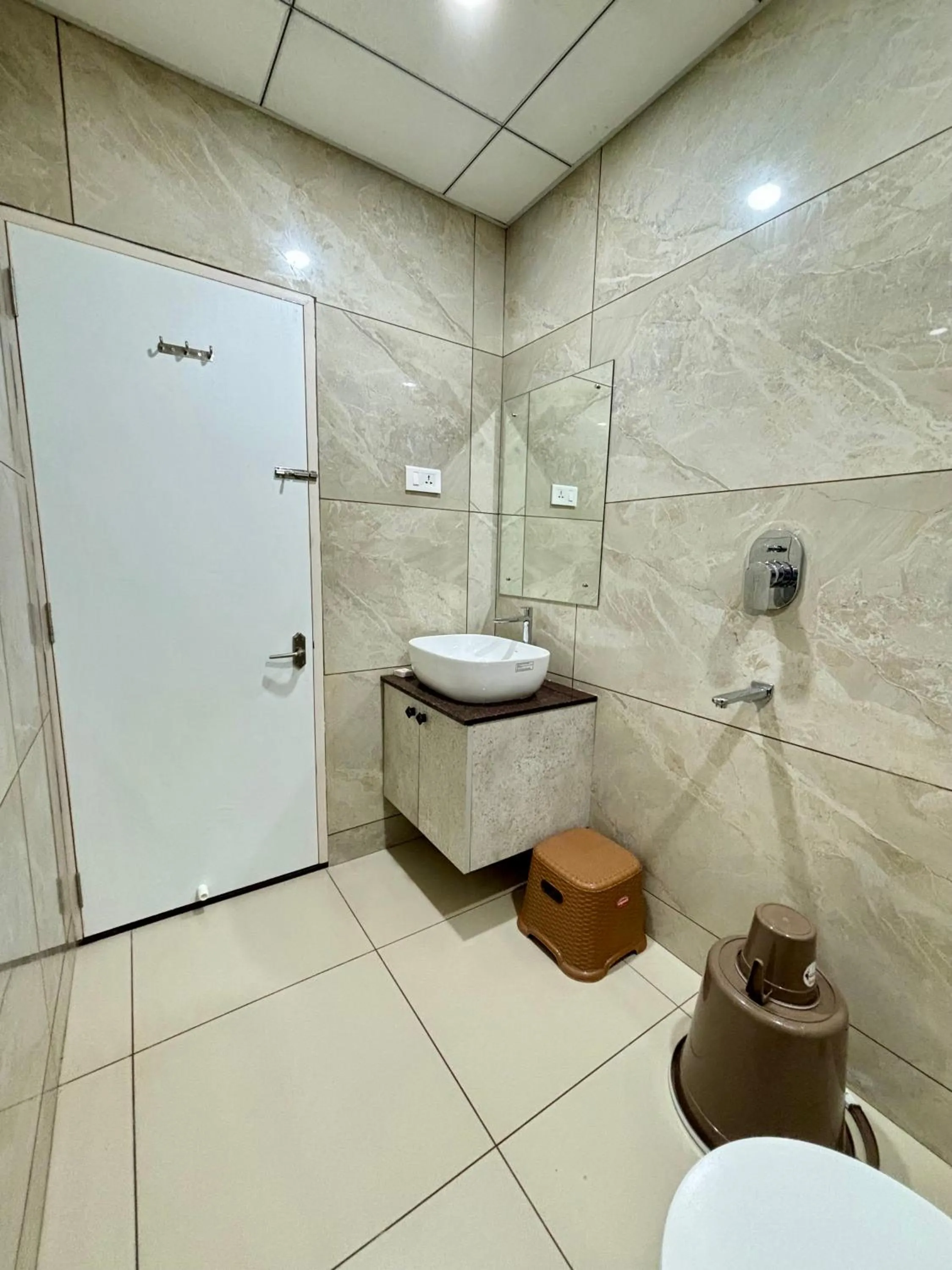 Shower in Hotel Citywalk Residency