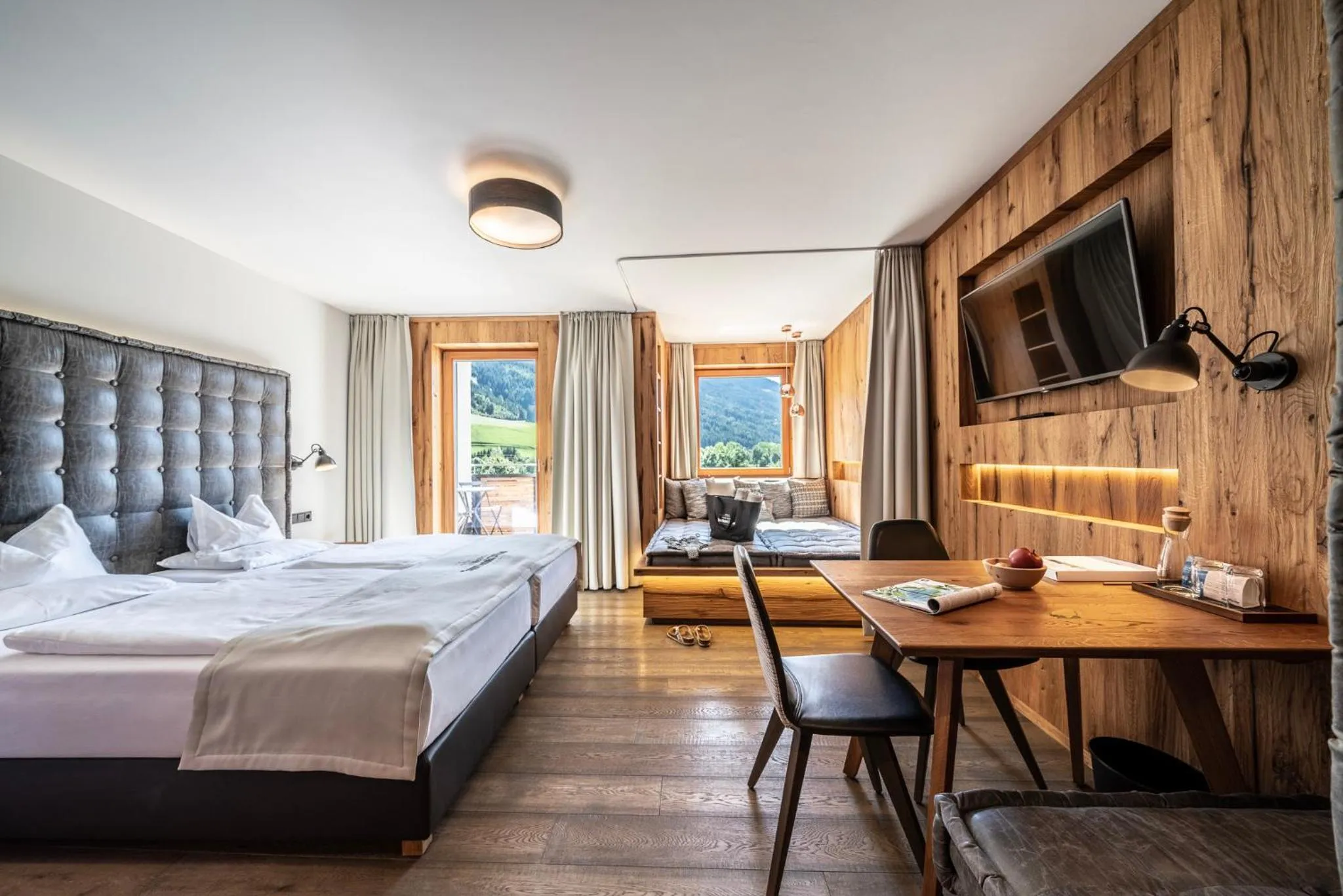Photo of the whole room, Bed in Dolomiten Residenz - Sporthotel Sillian