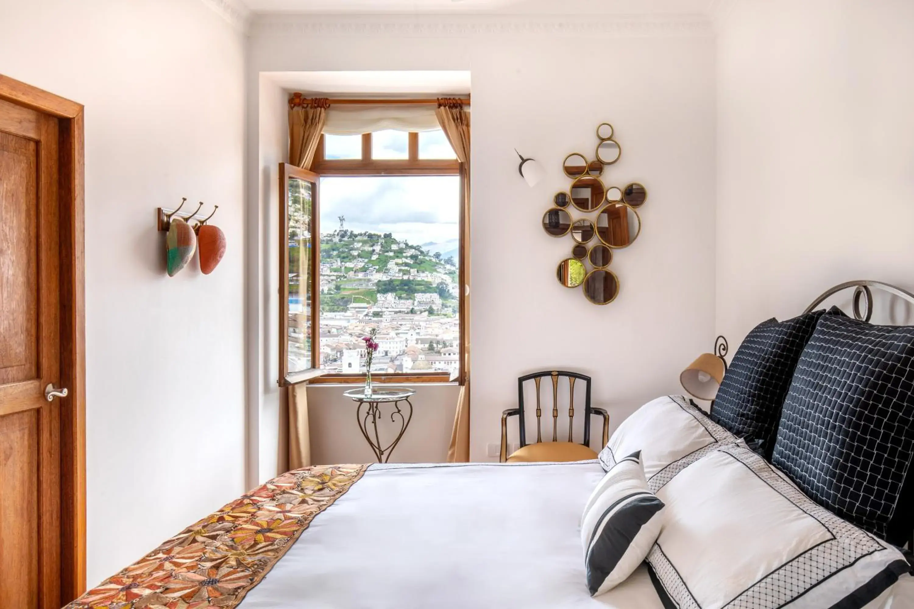 Superior King Room with City View - single occupancy in Vista del Angel Hotel Boutique Superior King Room with City View - single occupancy in Vista del Angel Hotel Boutique