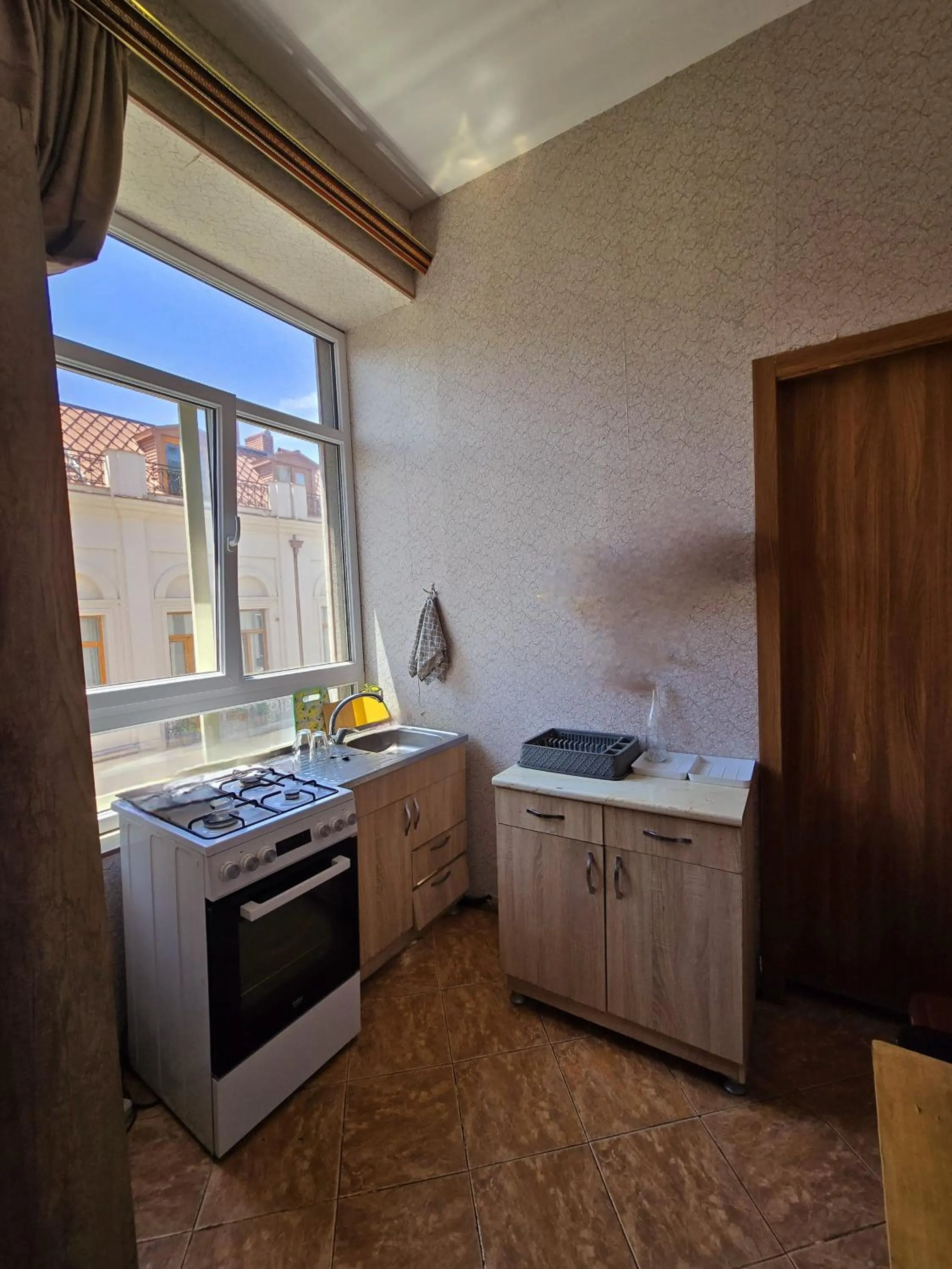 Kitchen or kitchenette in Friendly Hotel by Art Nova