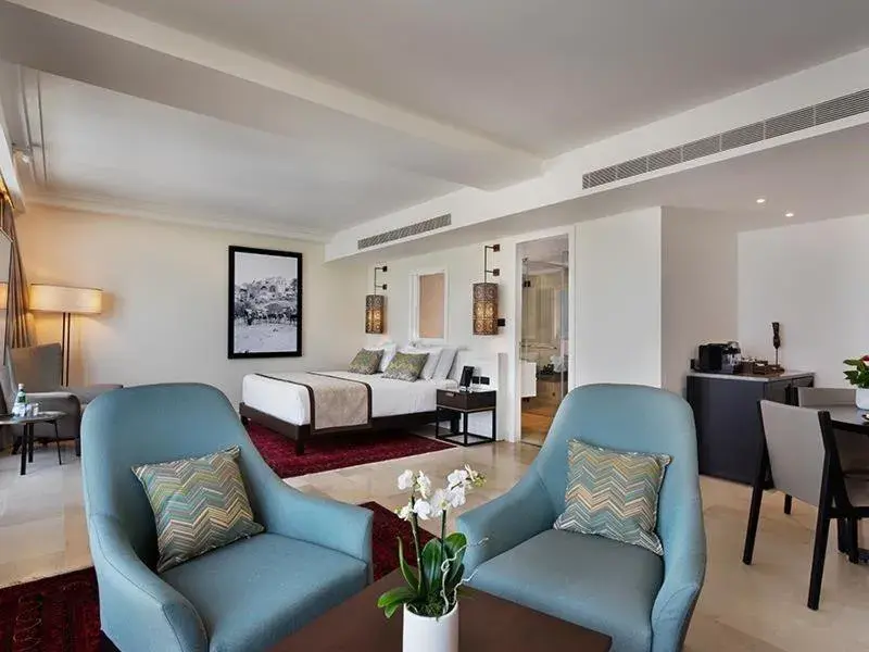 The Setai Tel Aviv, a Member of the leading hotels of the world The Setai Tel Aviv, a Member of the leading hotels of the world