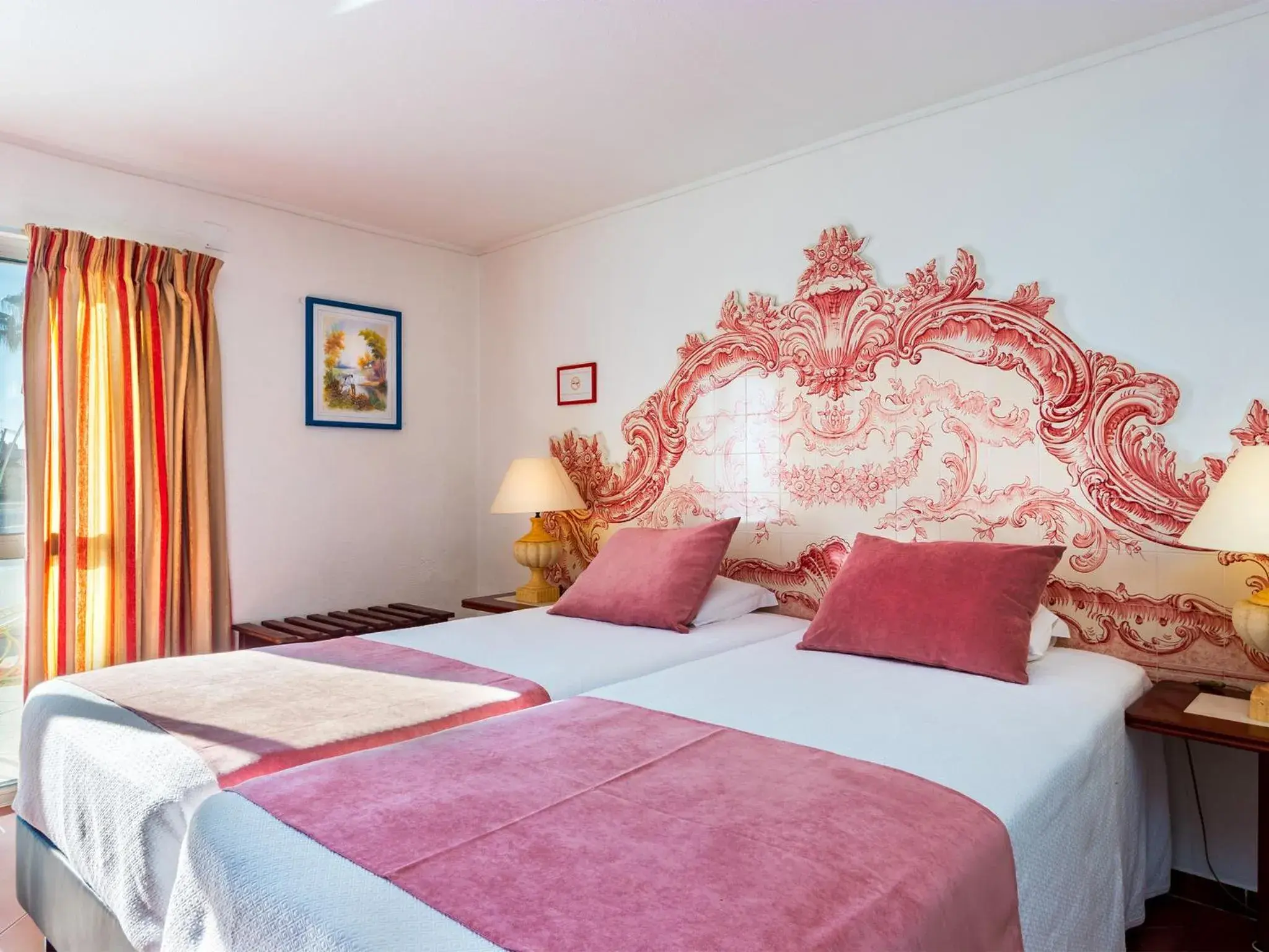 Bedroom, Bed in Tropical Sol Bedroom, Bed in Tropical Sol