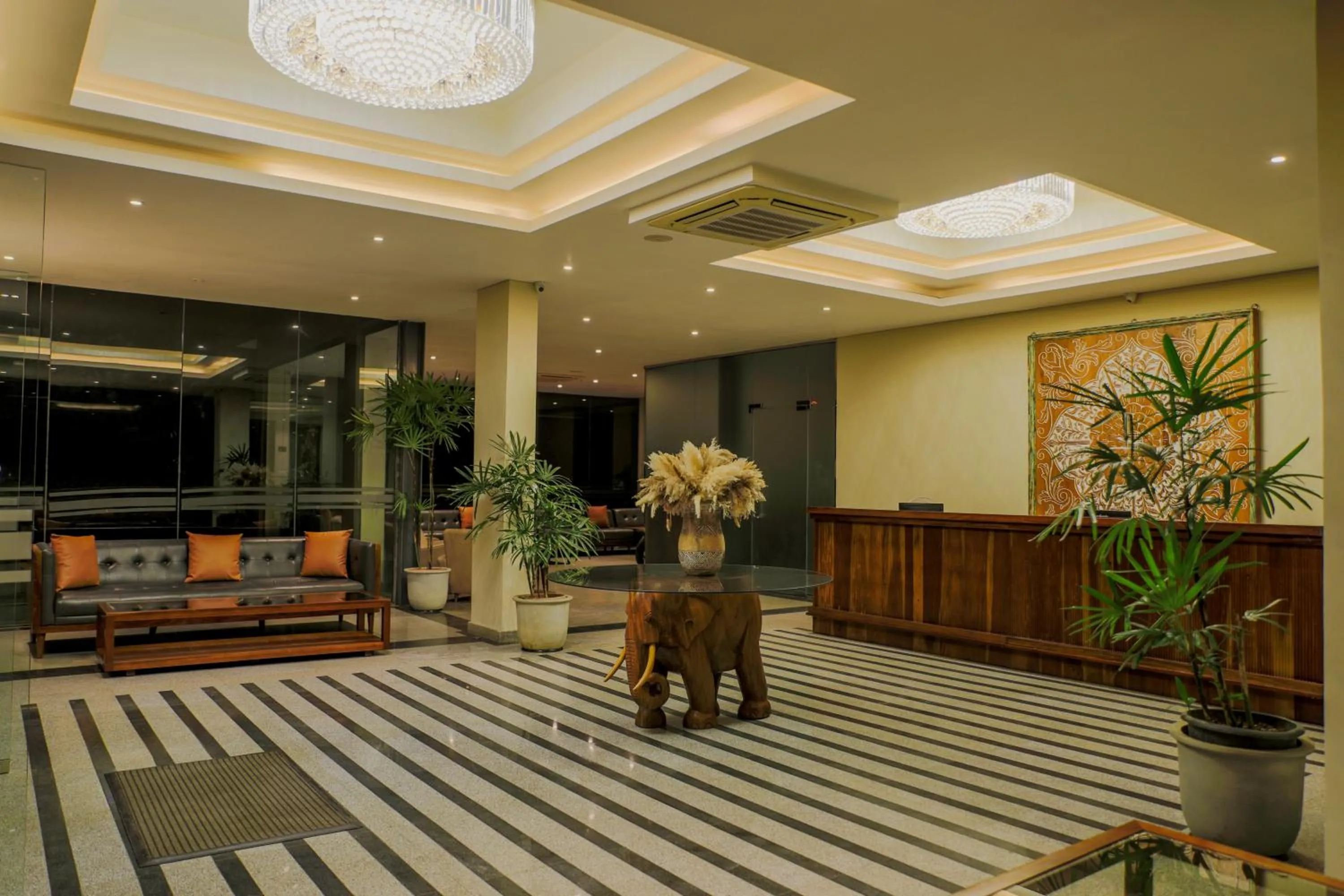 Lobby or reception in Oak Ray Heritage Hotel