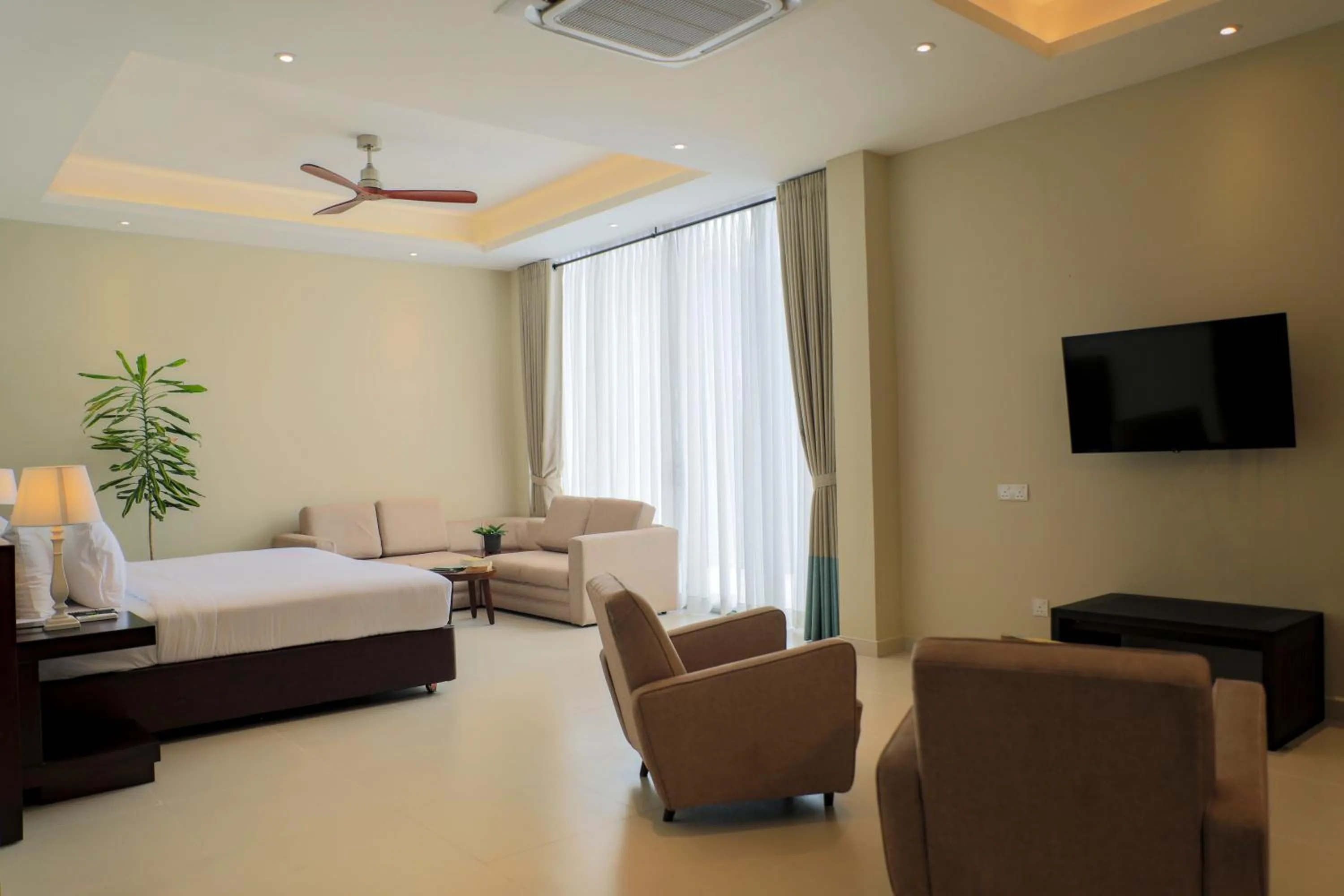 TV and multimedia, Bed in Oak Ray Heritage Hotel