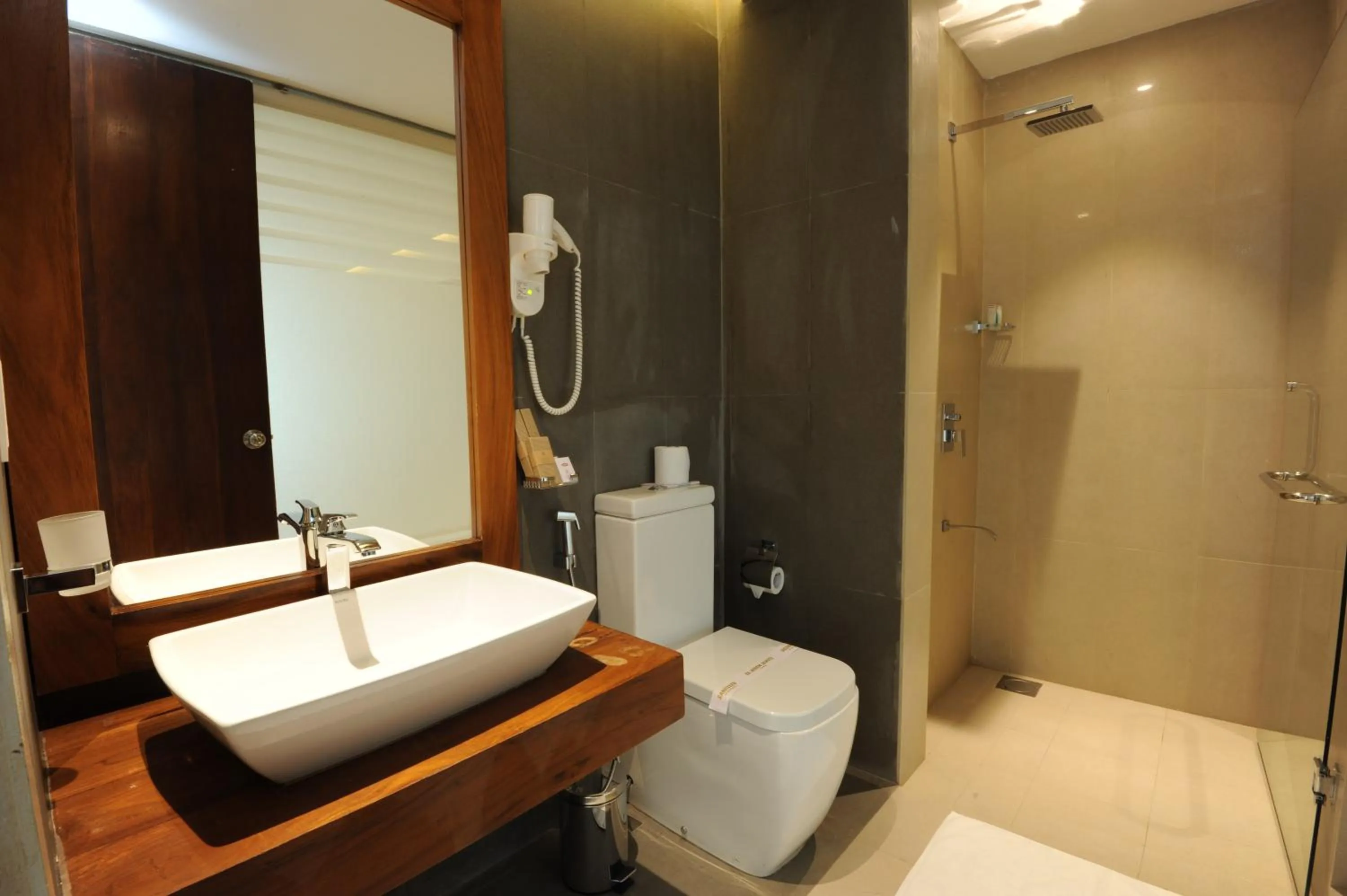 Bathroom in Oak Ray Heritage Hotel