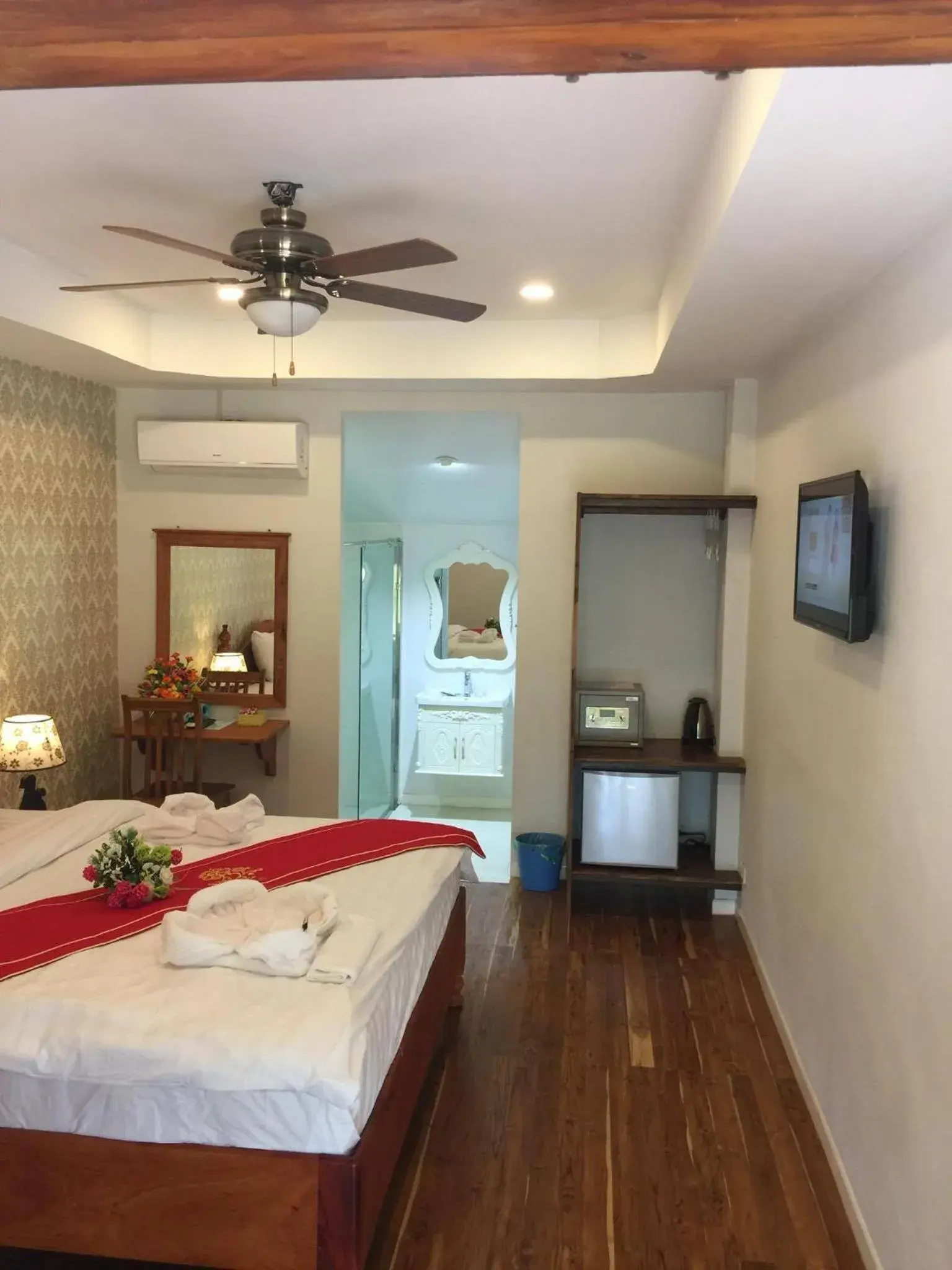 Property building, Bed in Golden Lotus Namkhan View Property building, Bed in Golden Lotus Namkhan View