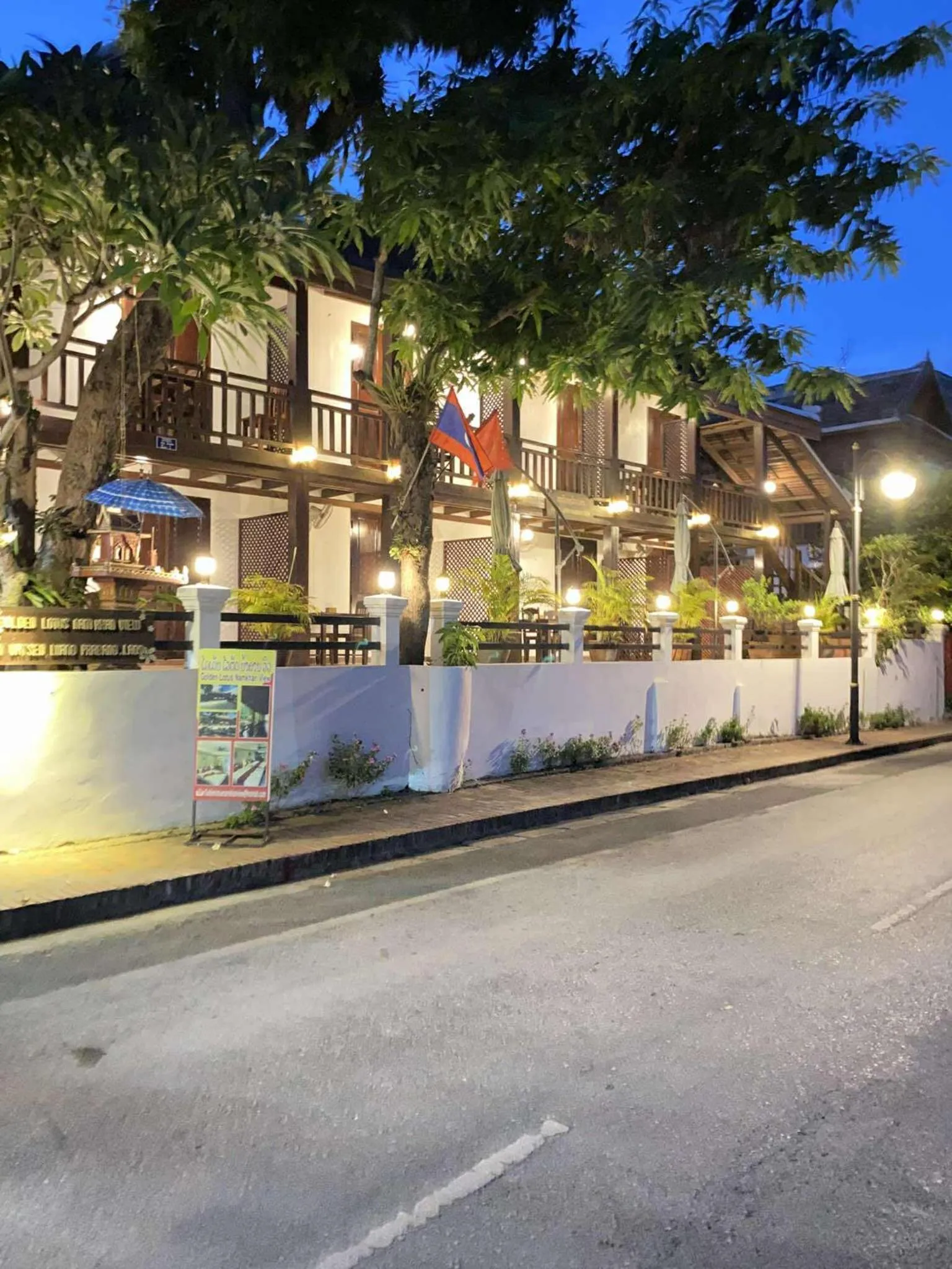 Property building in Luang Prabang Golden Lotus Villa River View