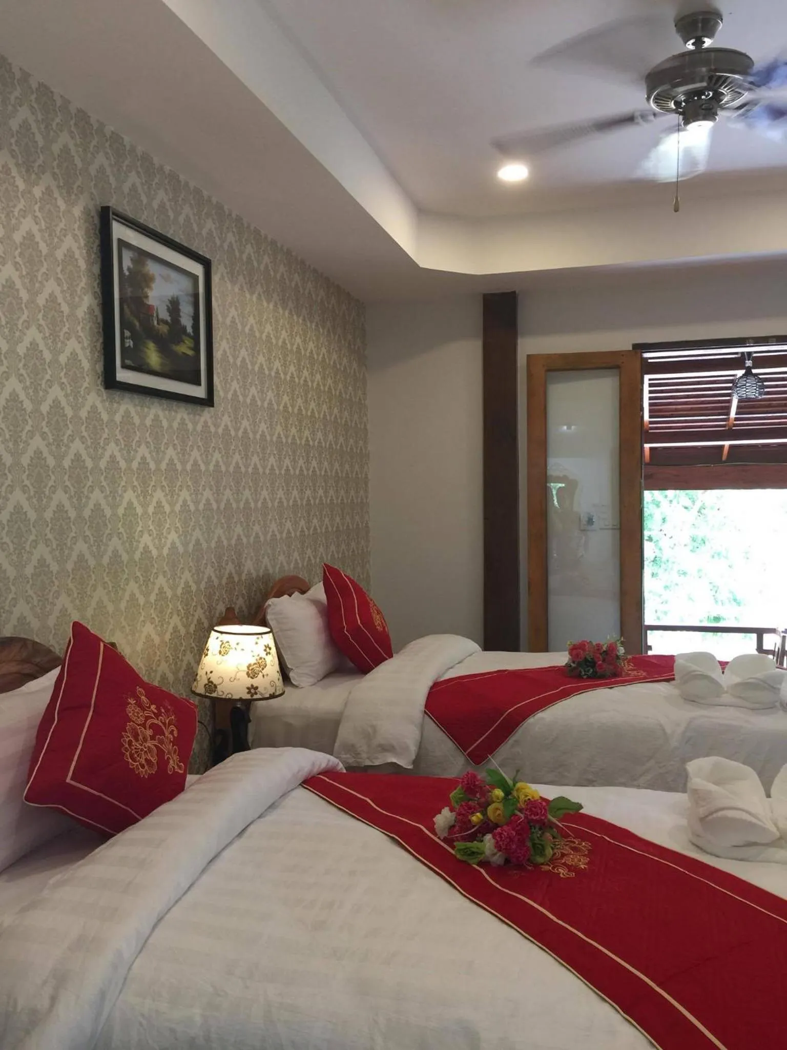 Bed in Golden Lotus Namkhan View