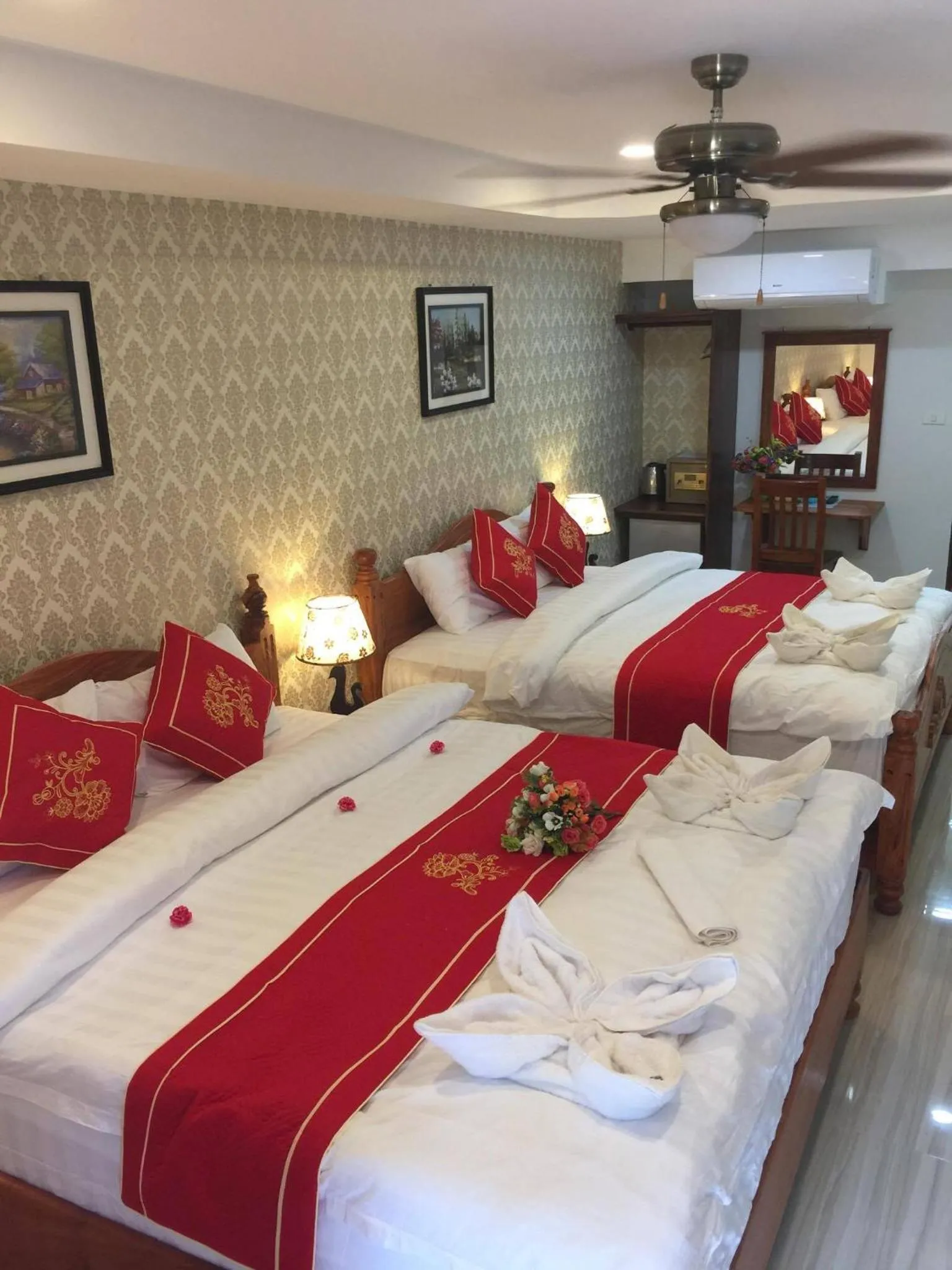 Bed in Golden Lotus Namkhan View