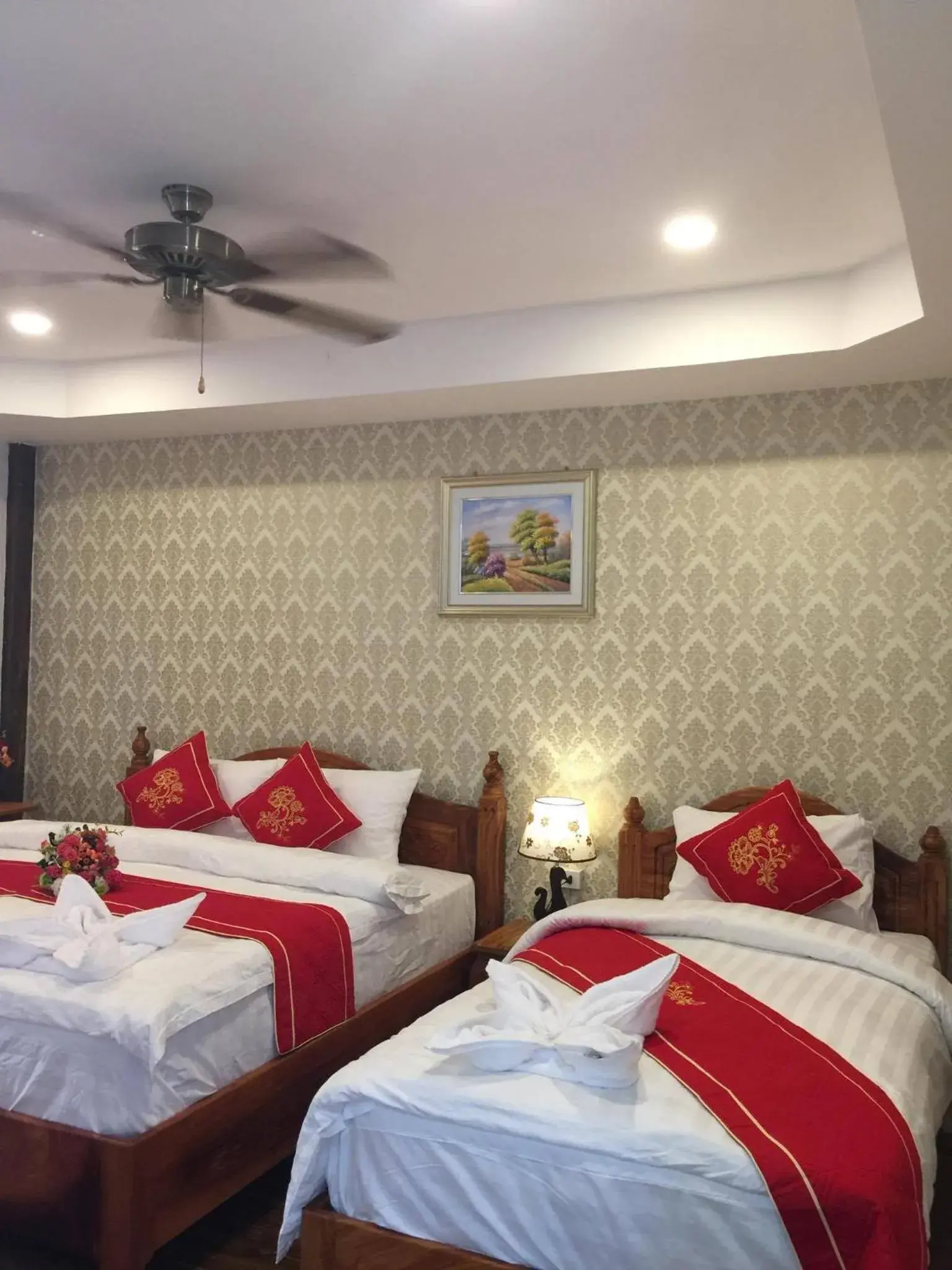 Bed in Golden Lotus Namkhan View Bed in Golden Lotus Namkhan View